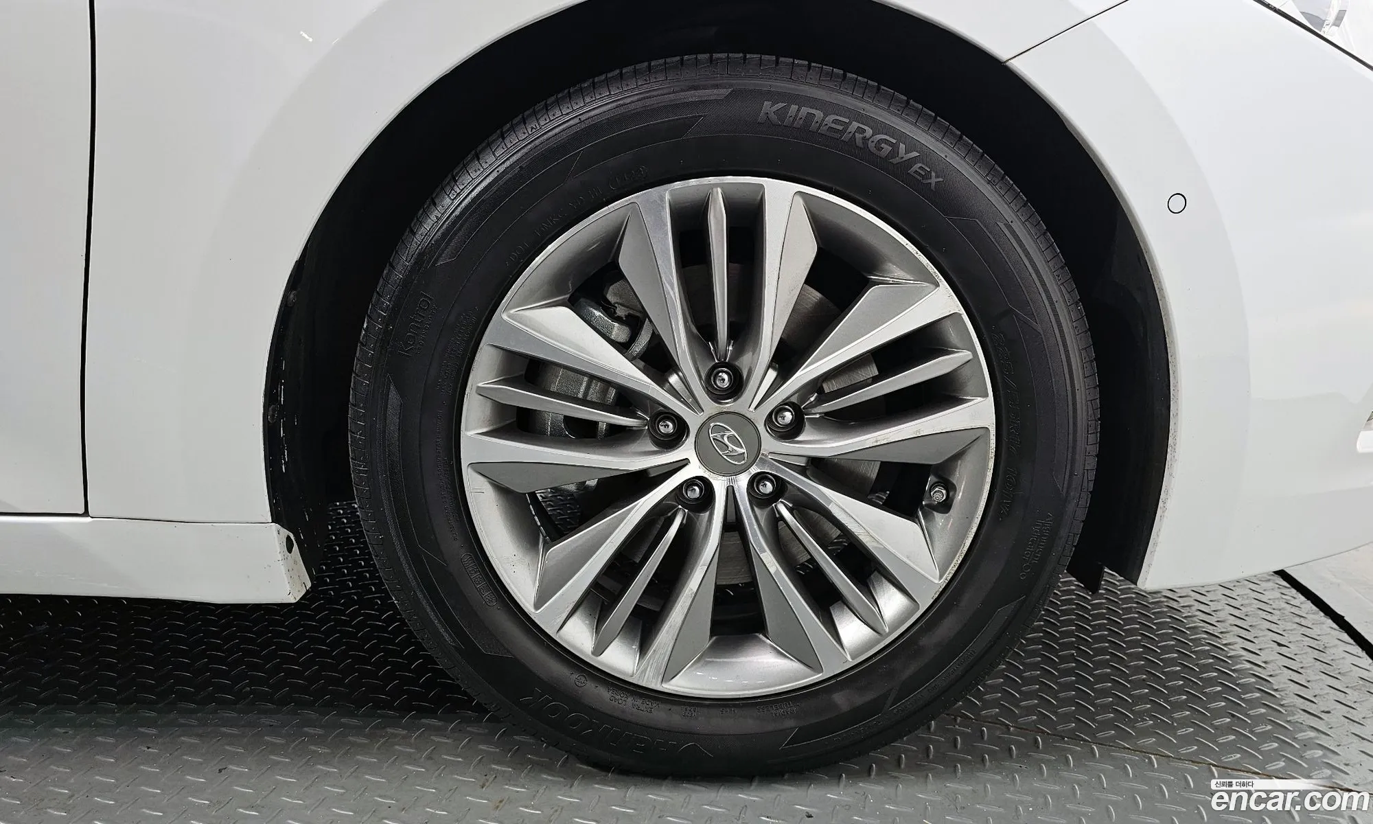 Hyundai Grandeur HG 2012 — 10