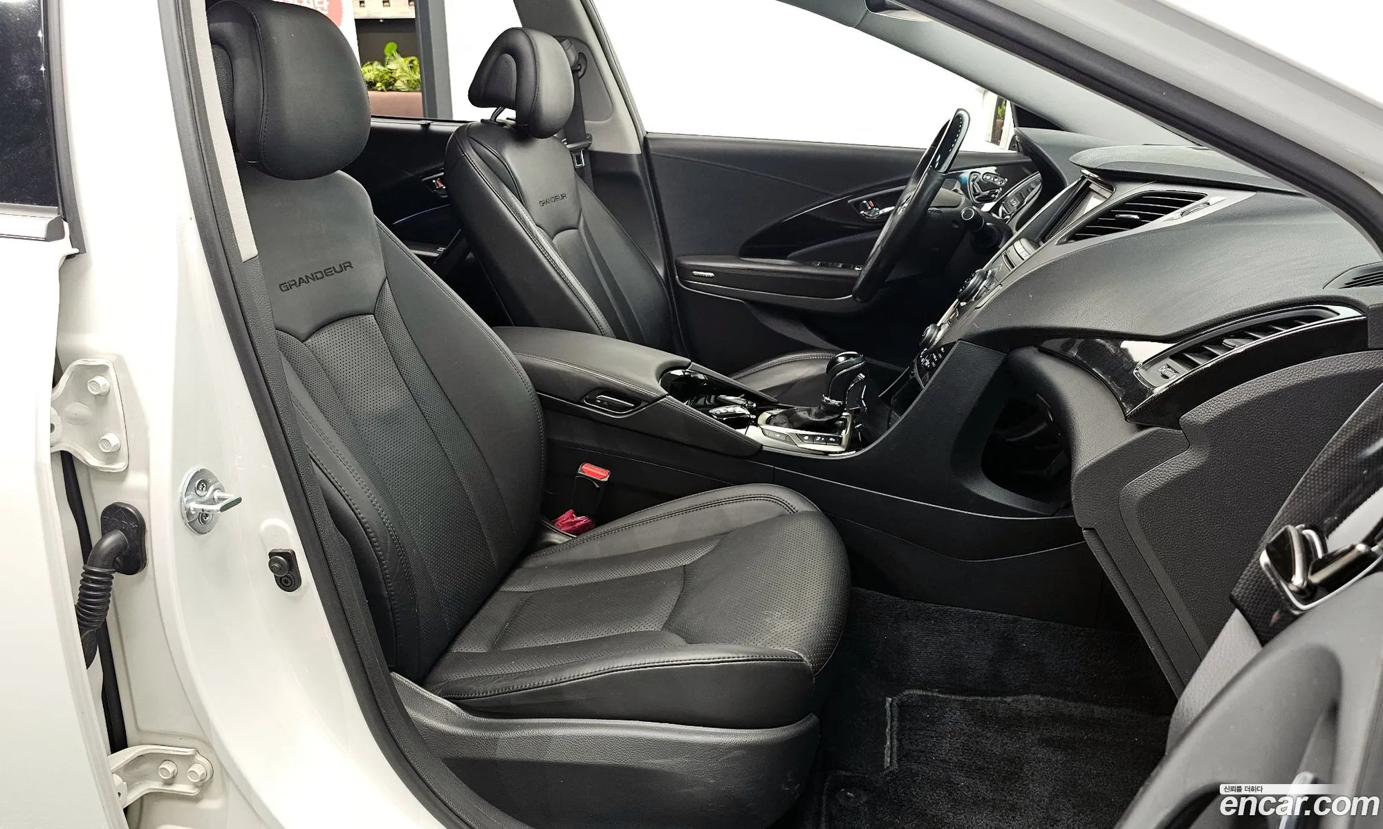 Hyundai Grandeur HG 2012 — 6