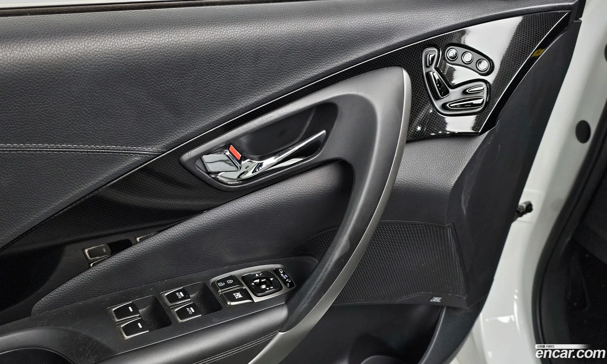 Hyundai Grandeur HG 2012 — 12
