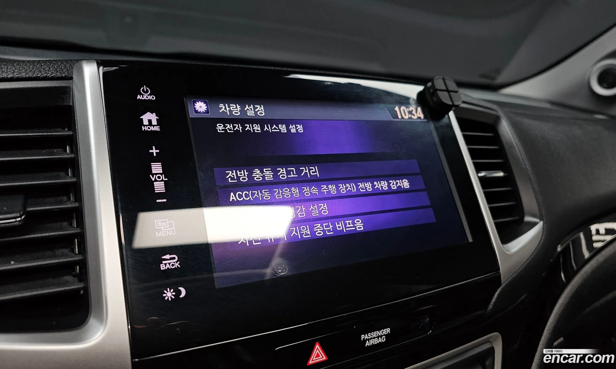 Honda Pilot 2018 5FNYF6850JB200048 — 11
