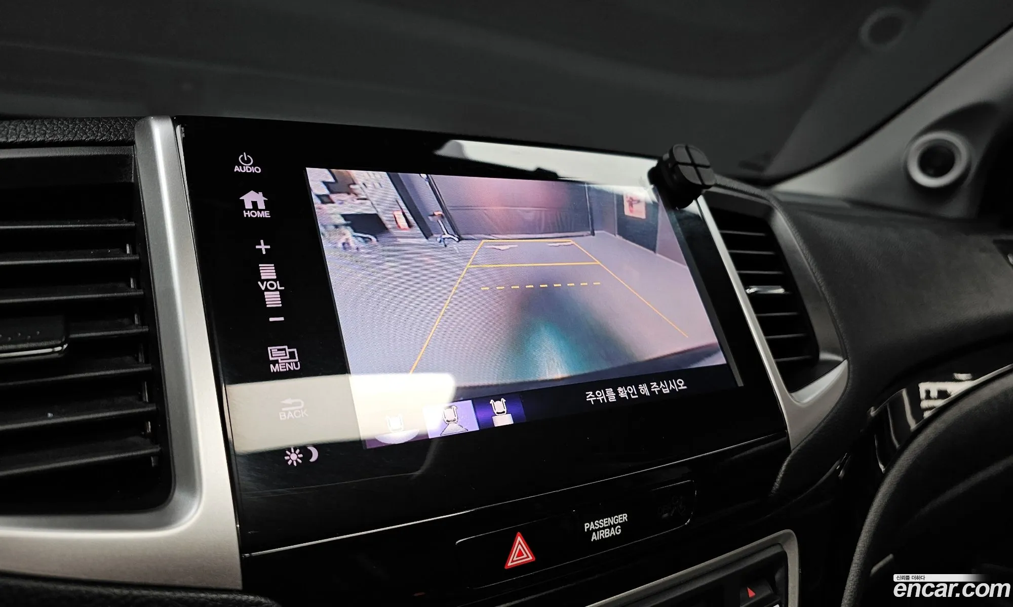 Honda Pilot 2018 5FNYF6850JB200048 — 14