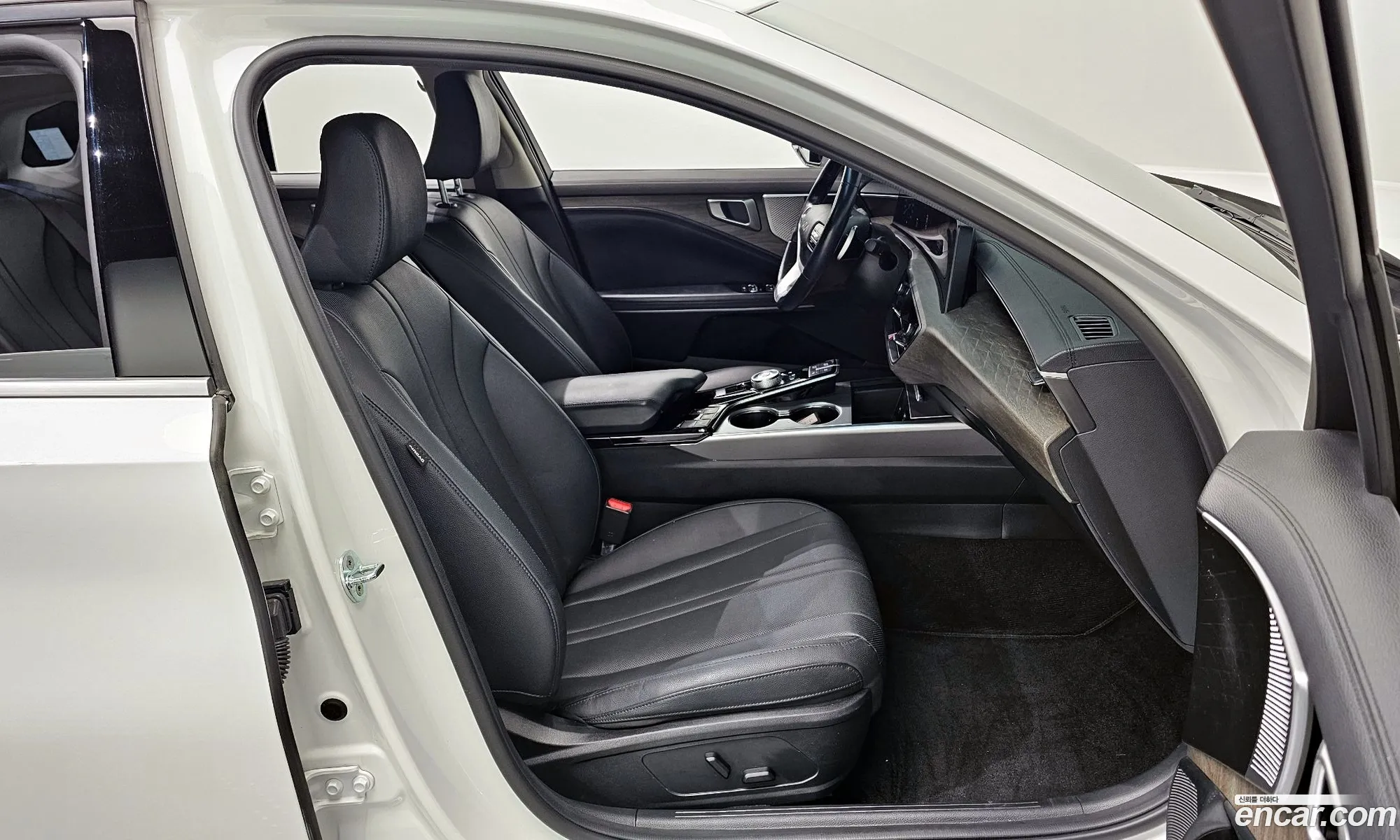 Kia K8 2022 — 6