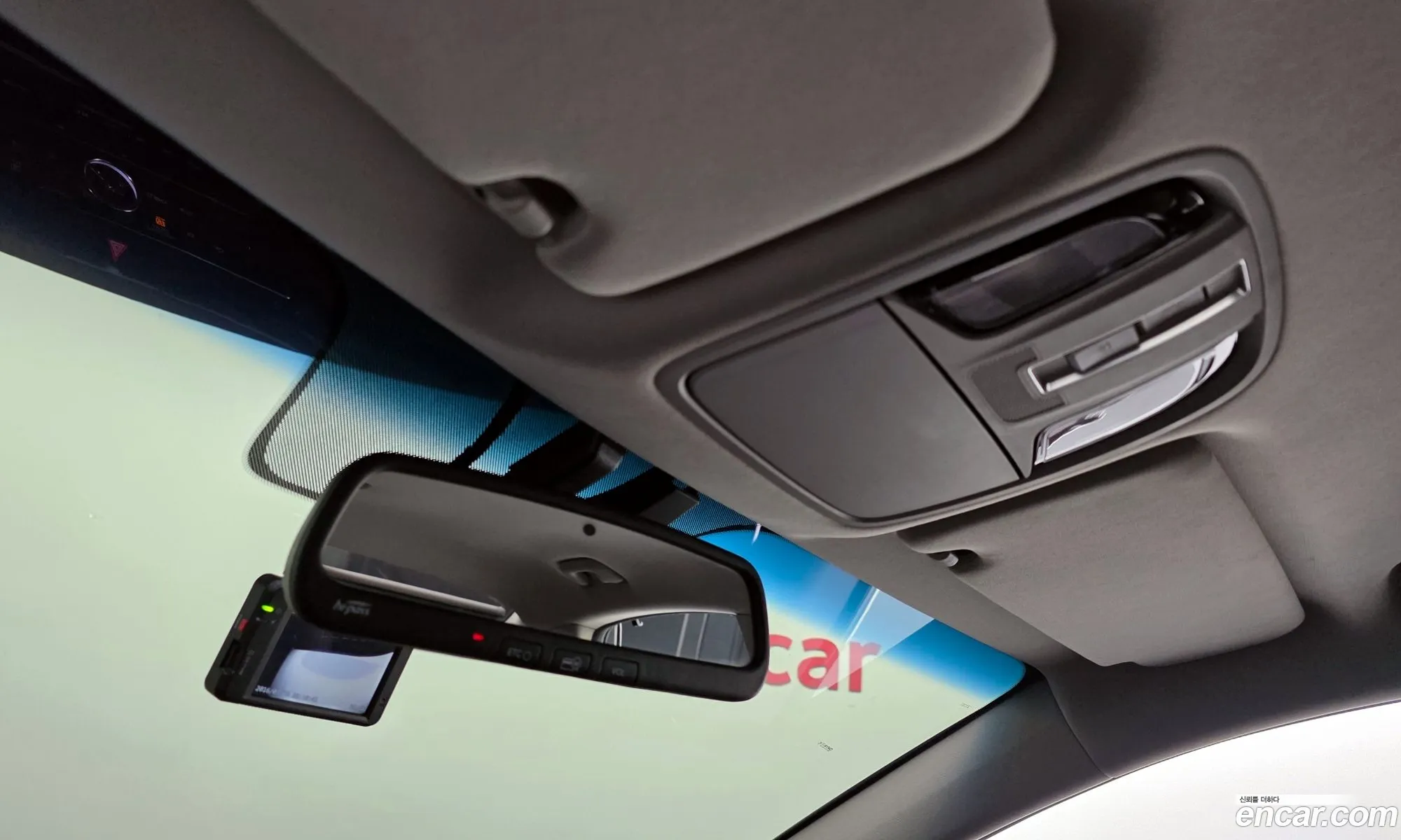 Kia K7 2018 KNALB415BJA145085 — 7