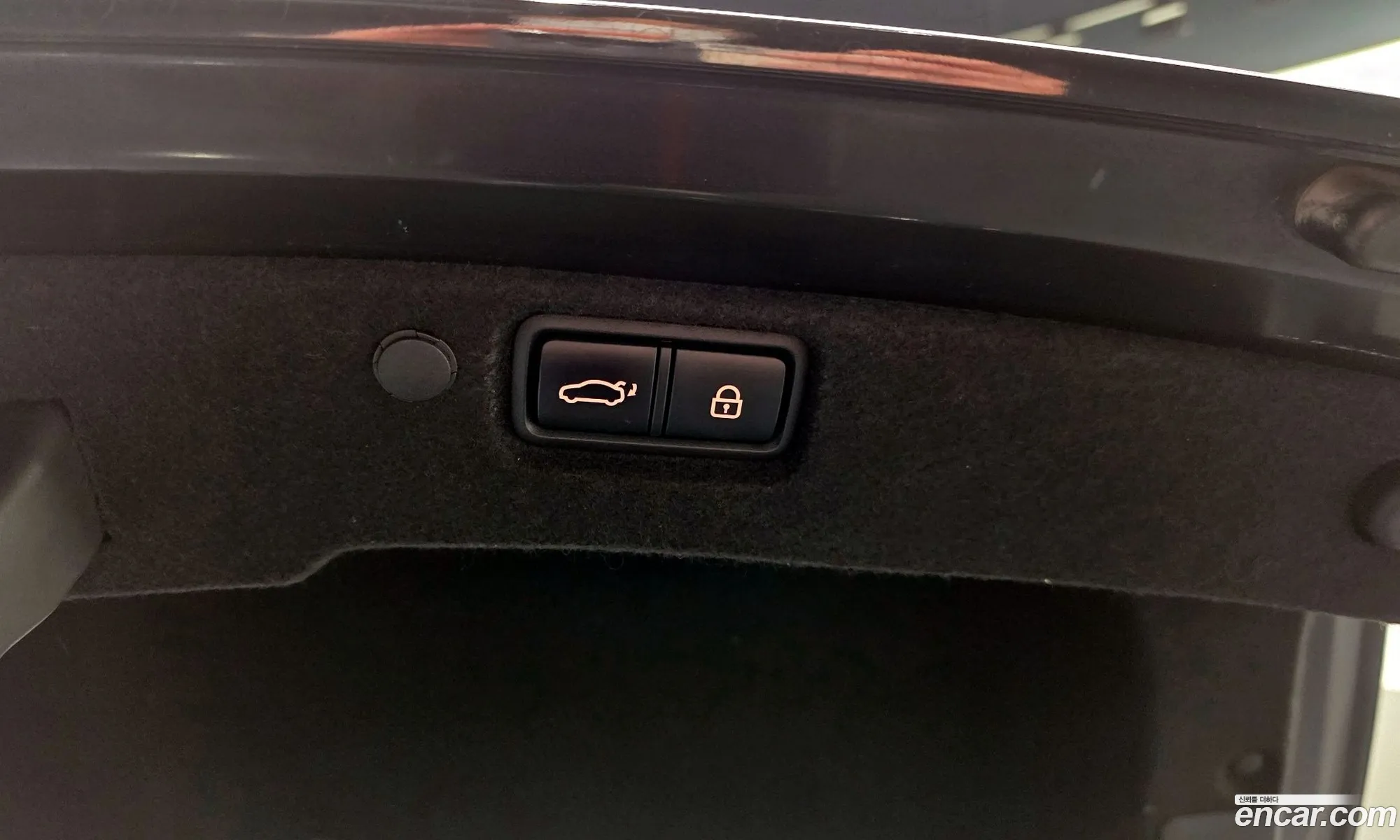 Kia K7 2018 KNALB415BJA145085 — 20