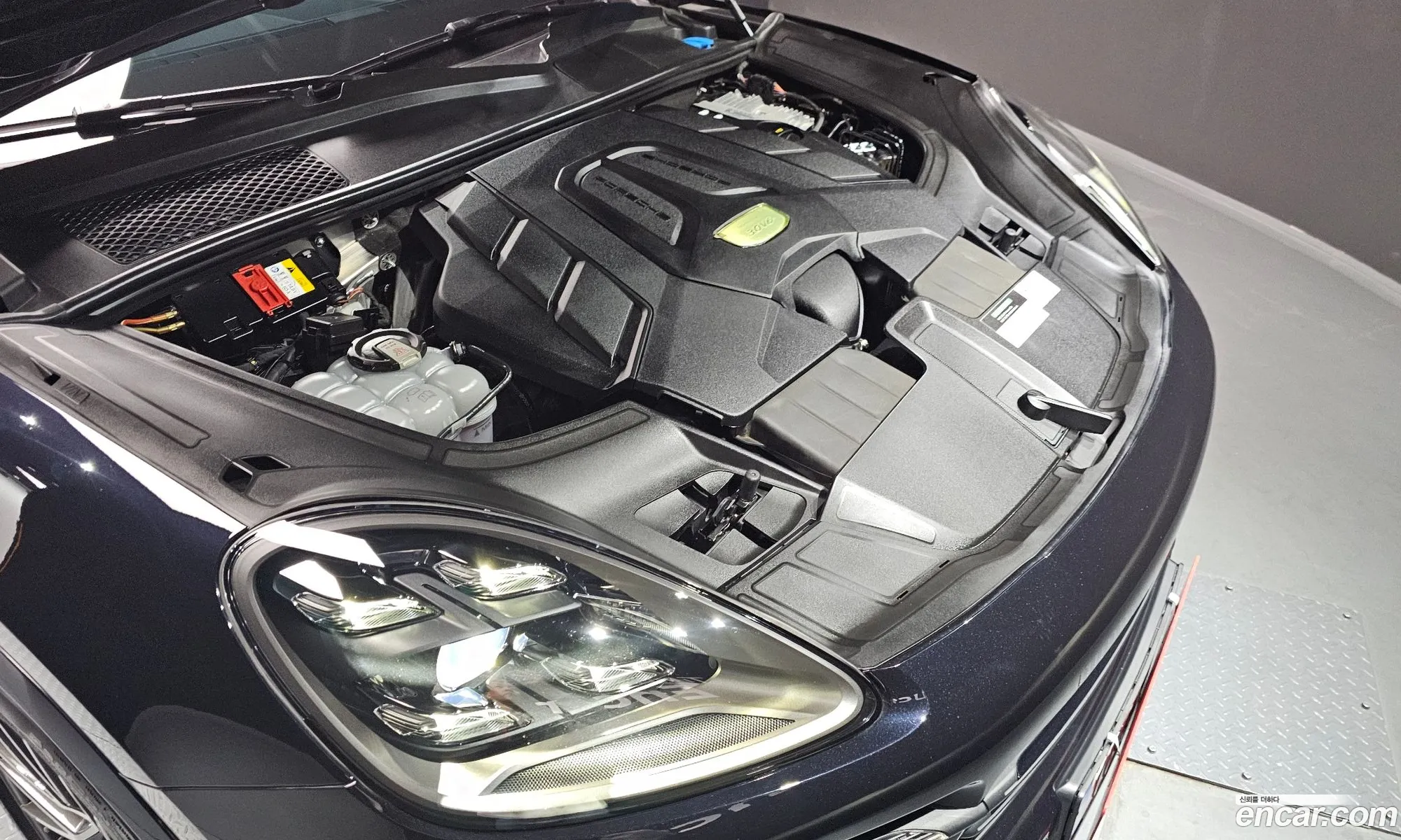 Porsche Cayenne 2022 WP1BA29Y0NDA66475 — 12