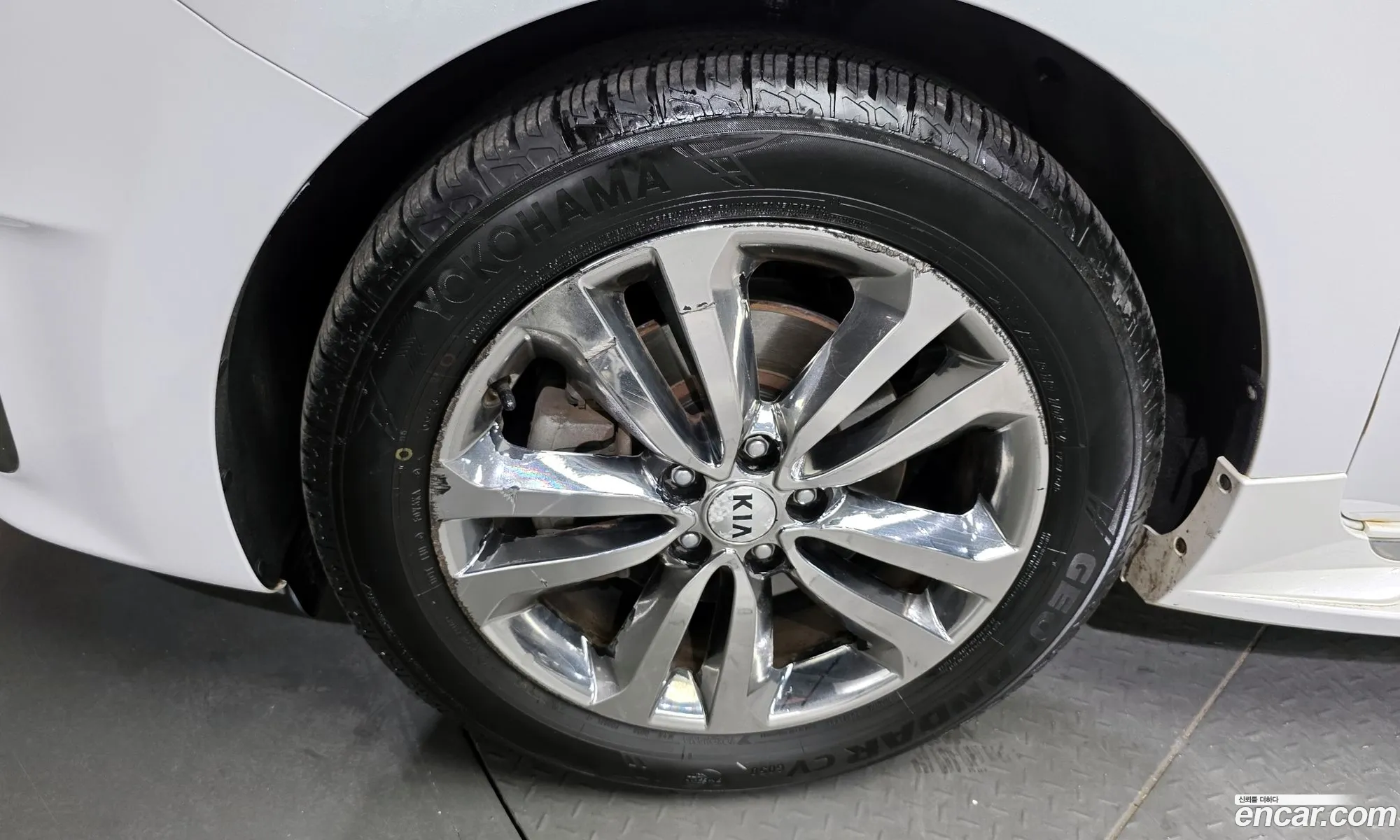 Kia Carnival 2016 — 19