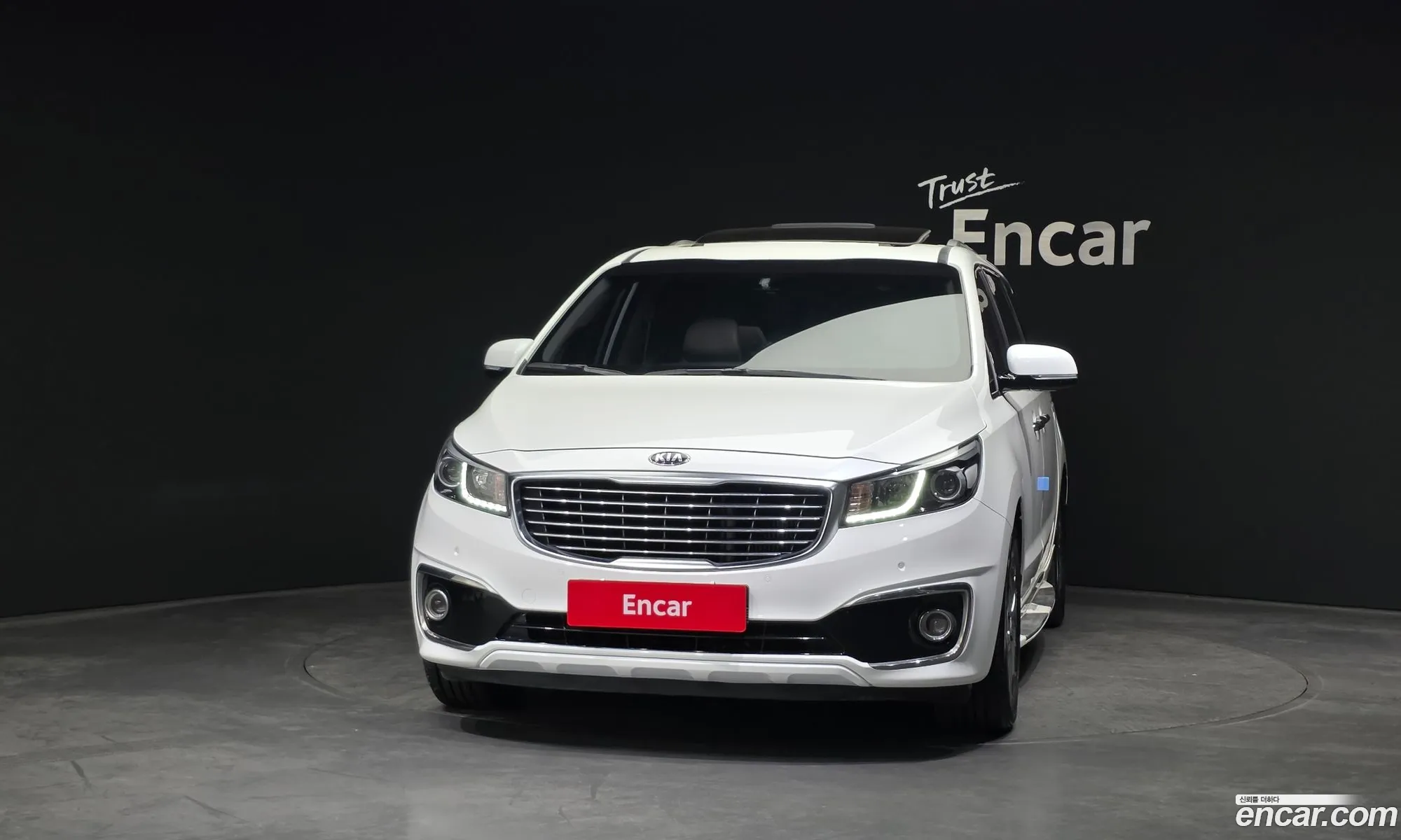 Kia Carnival 2016 — 14