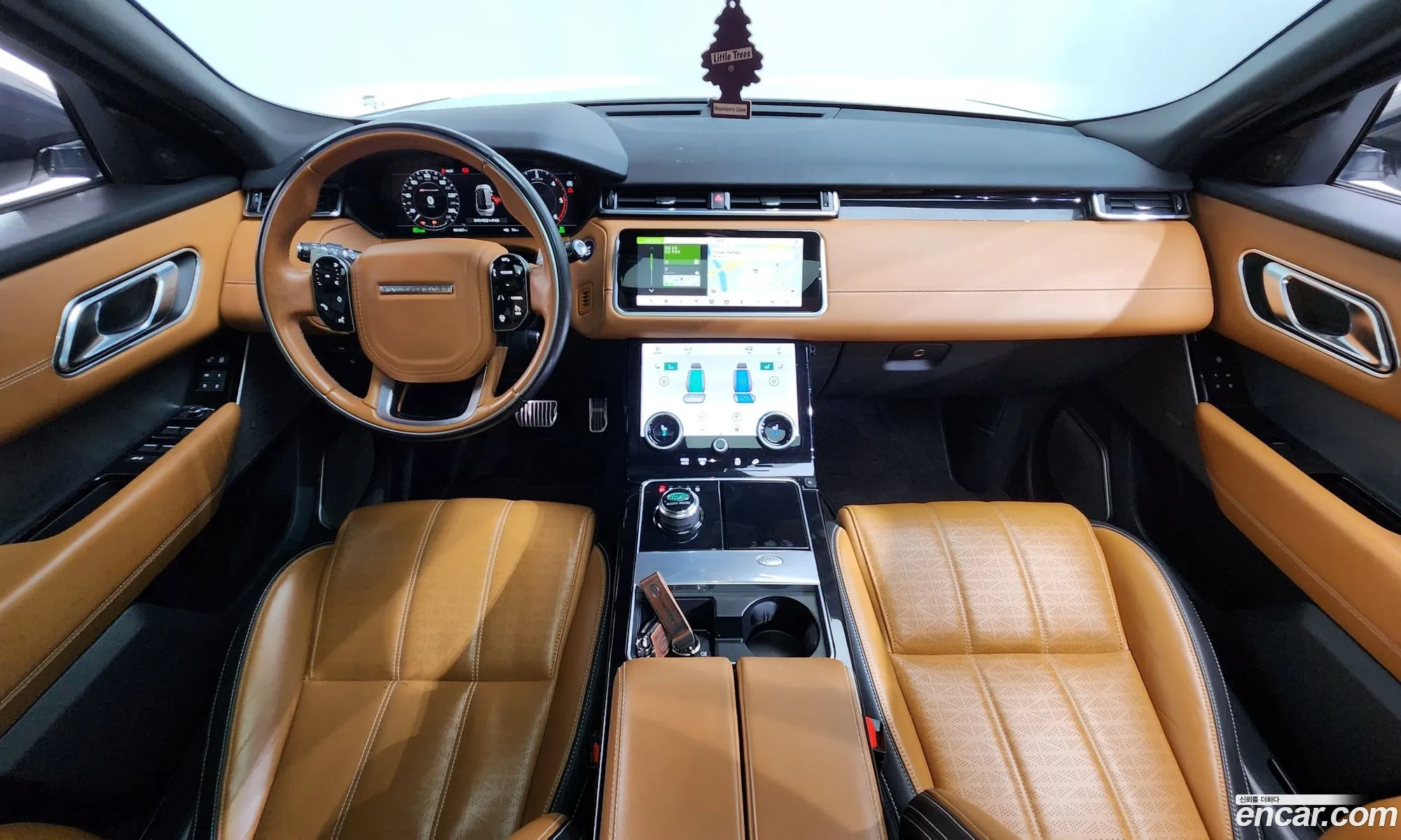 Land Rover Range Rover Velar 2018 — 3