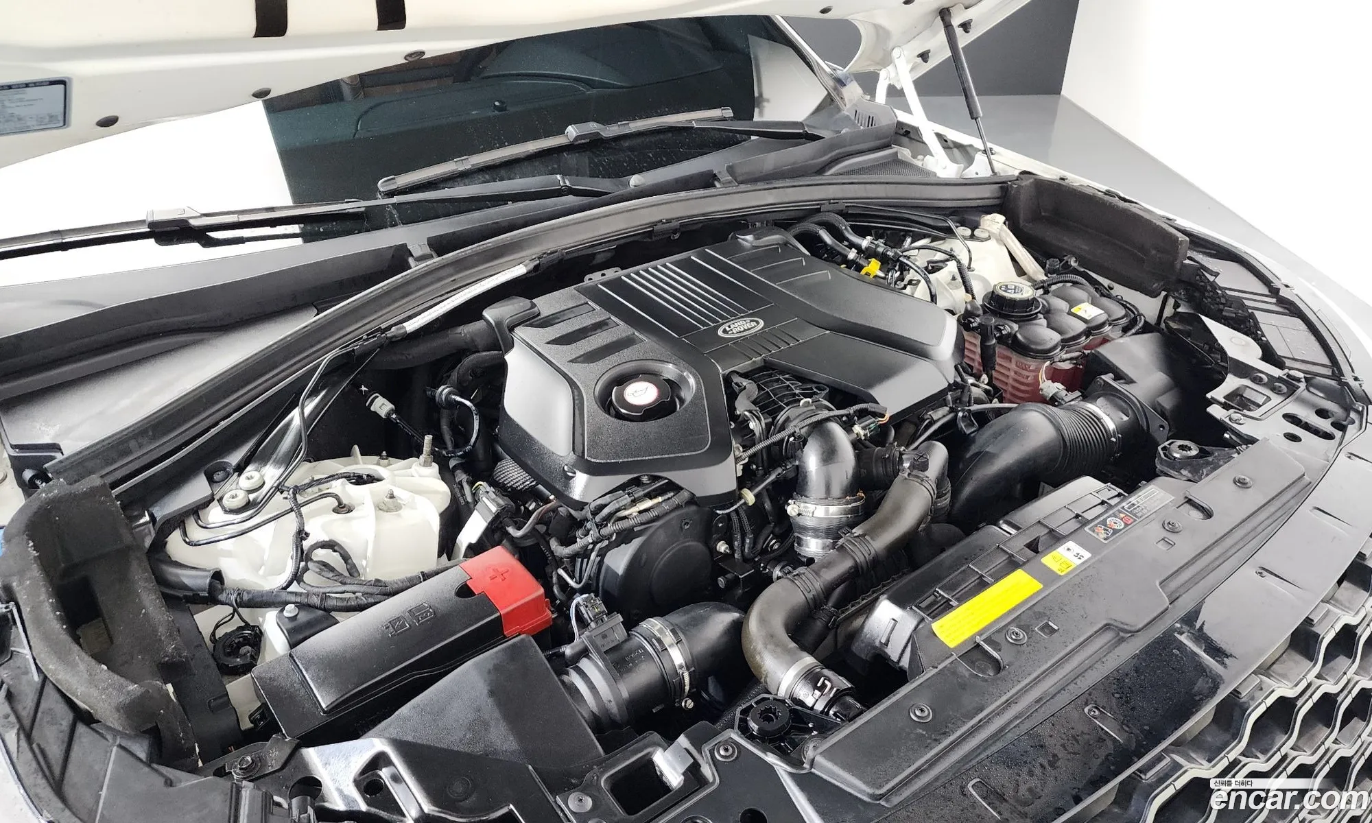 Land Rover Range Rover Velar 2018 — 8