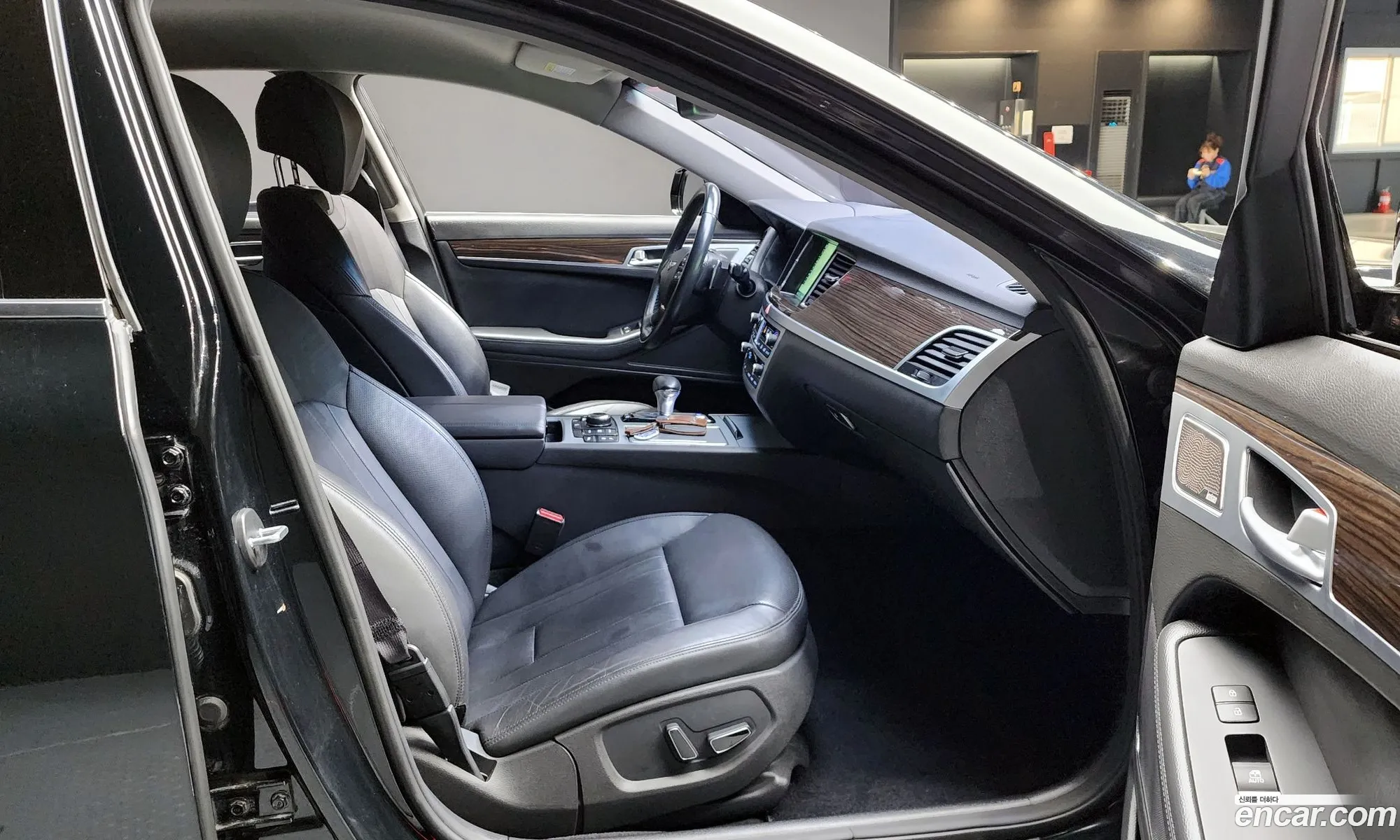 Genesis G80 2017 — 3