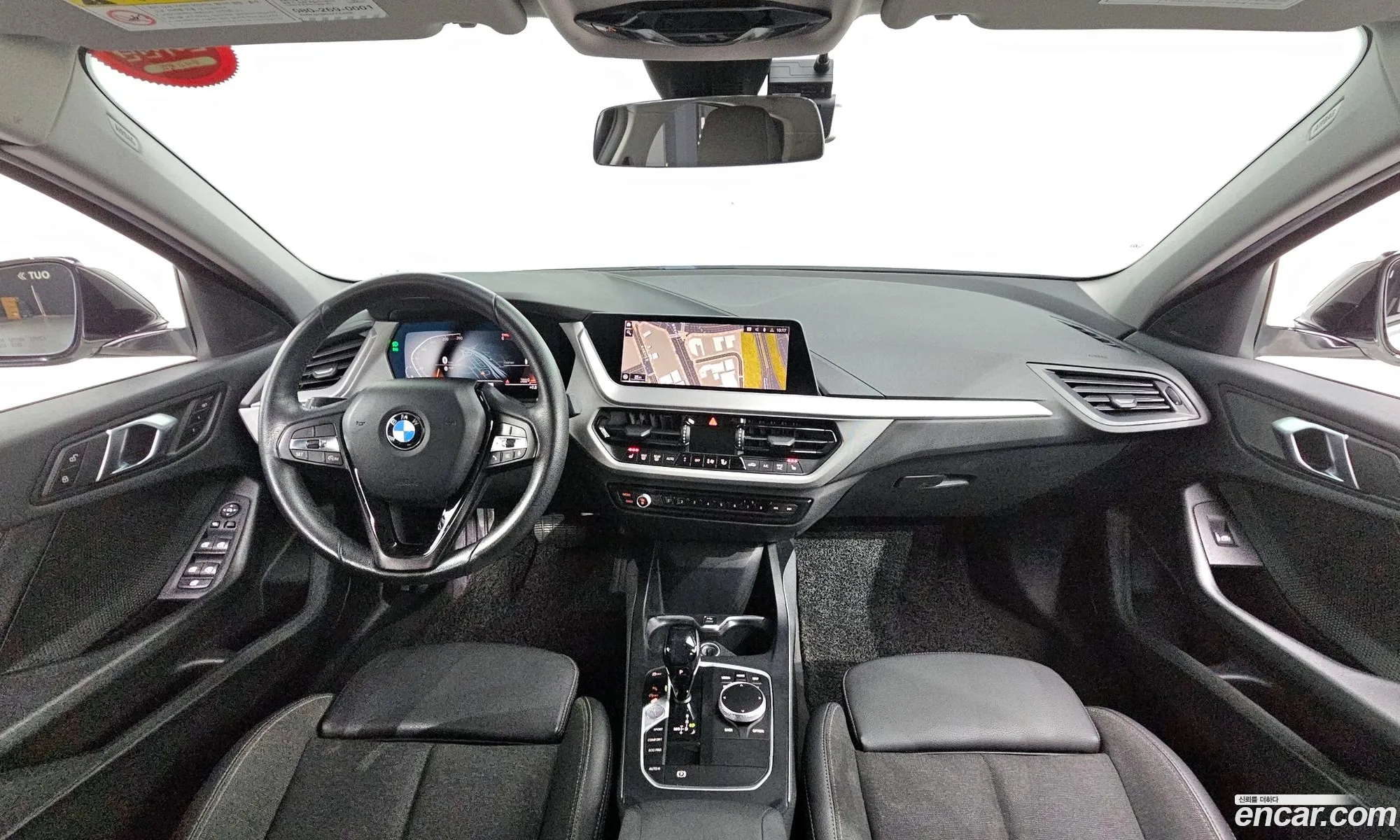 BMW 1 Series 2020 WBA7M9104L7F61612 — 19