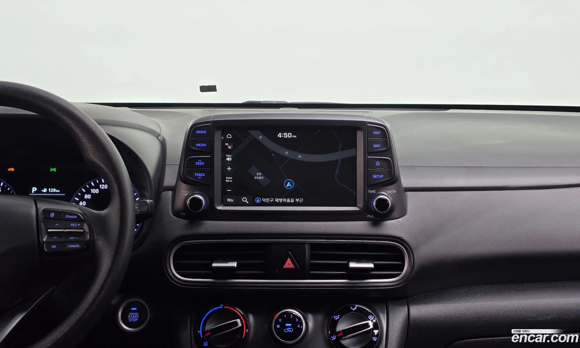 Hyundai Kona 2017 — 12