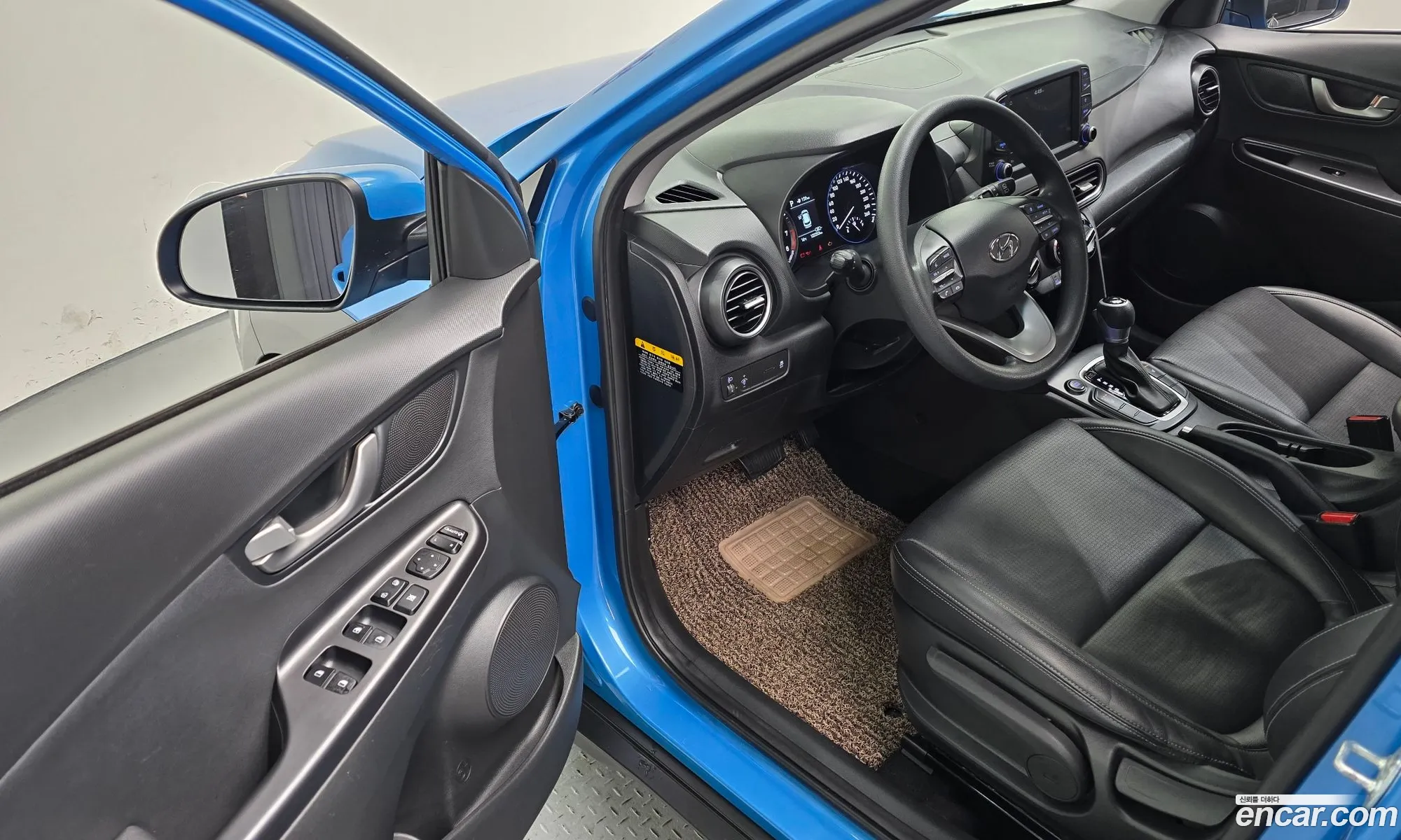 Hyundai Kona 2017 — 16