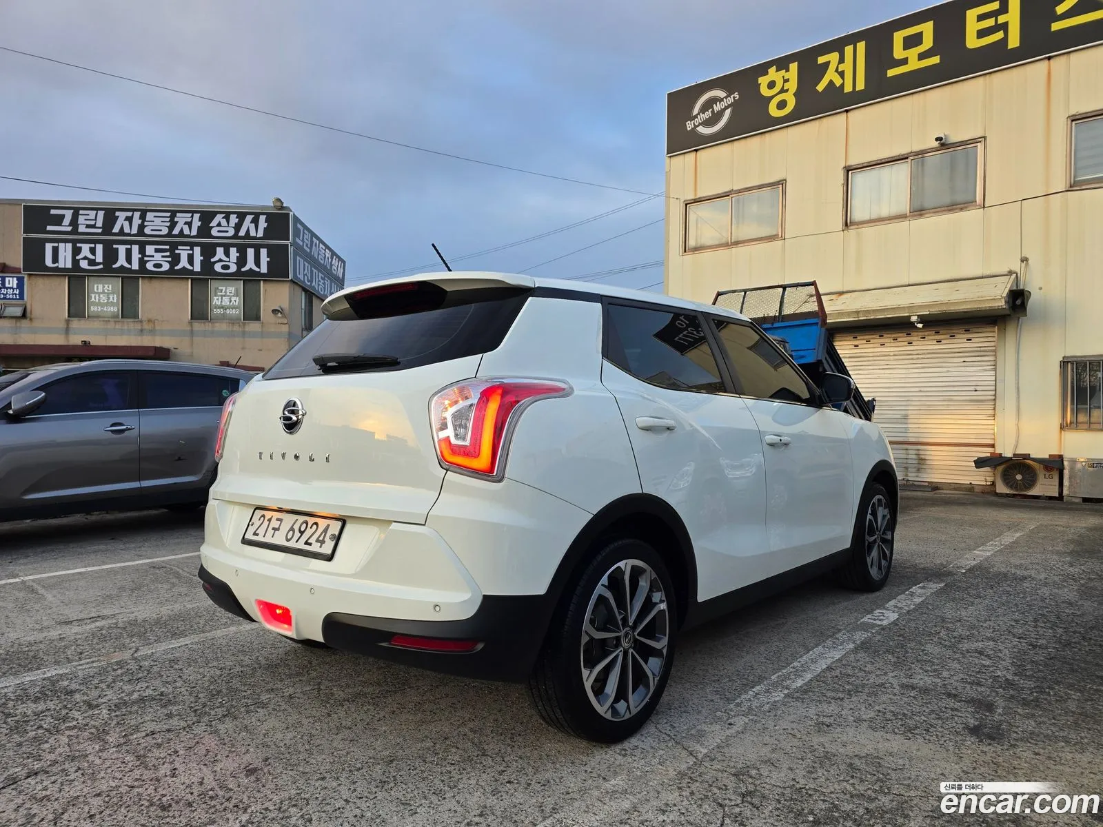 KG Mobility (SsangYong) Tivoli Armour 2018 — 9