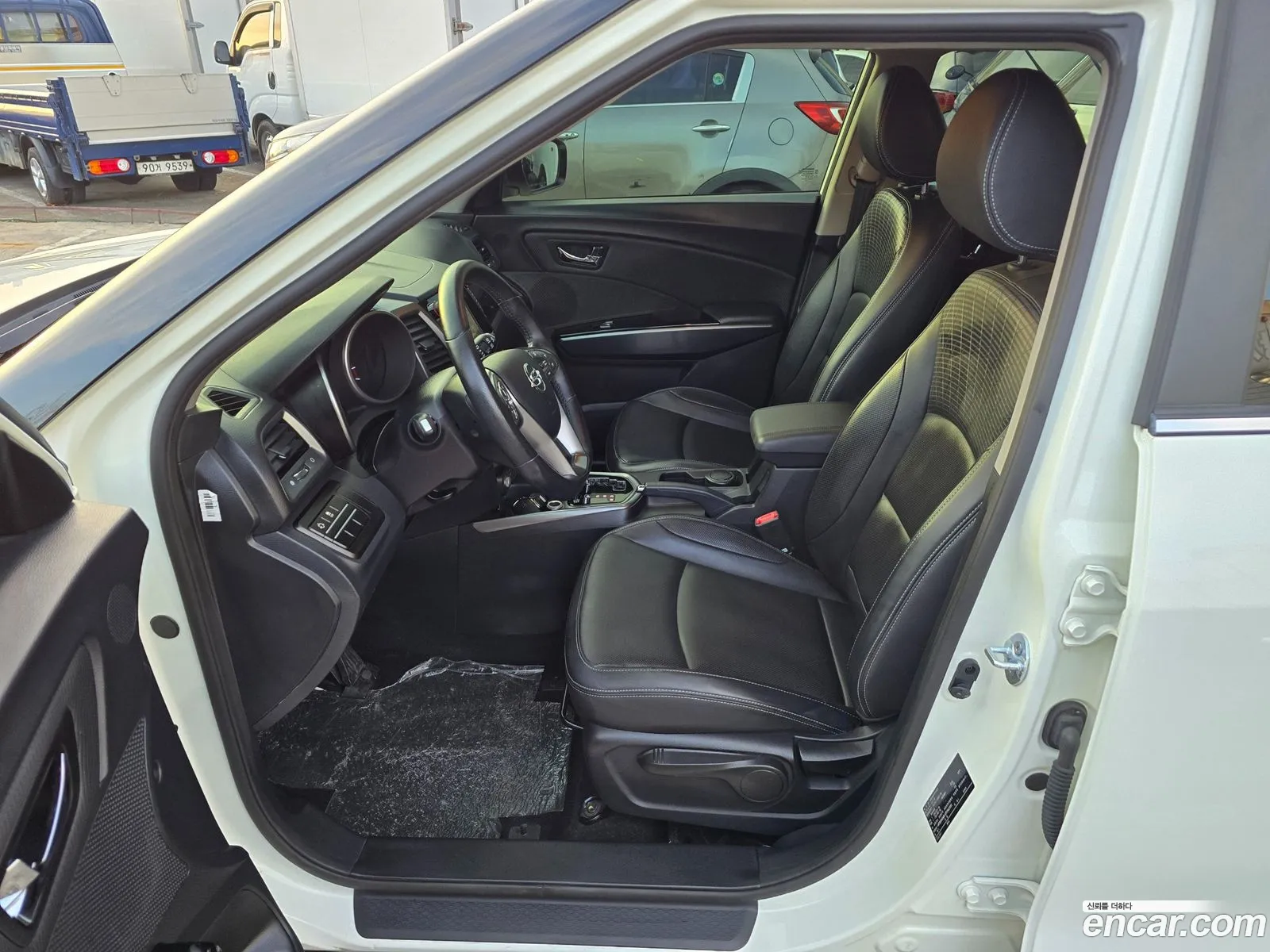 KG Mobility (SsangYong) Tivoli Armour 2018 — 11