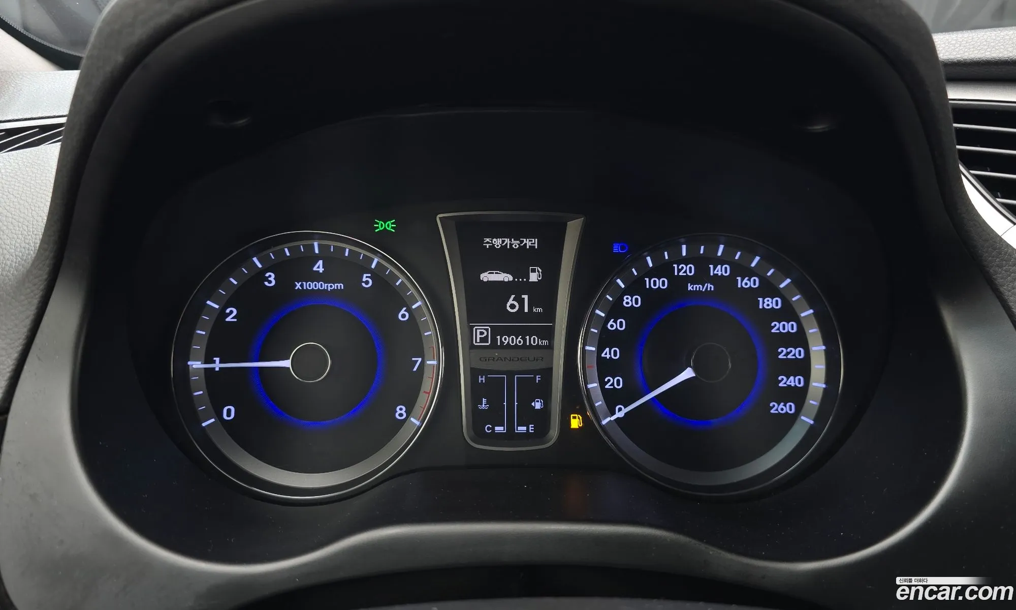 Hyundai Grandeur HG 2013 — 20