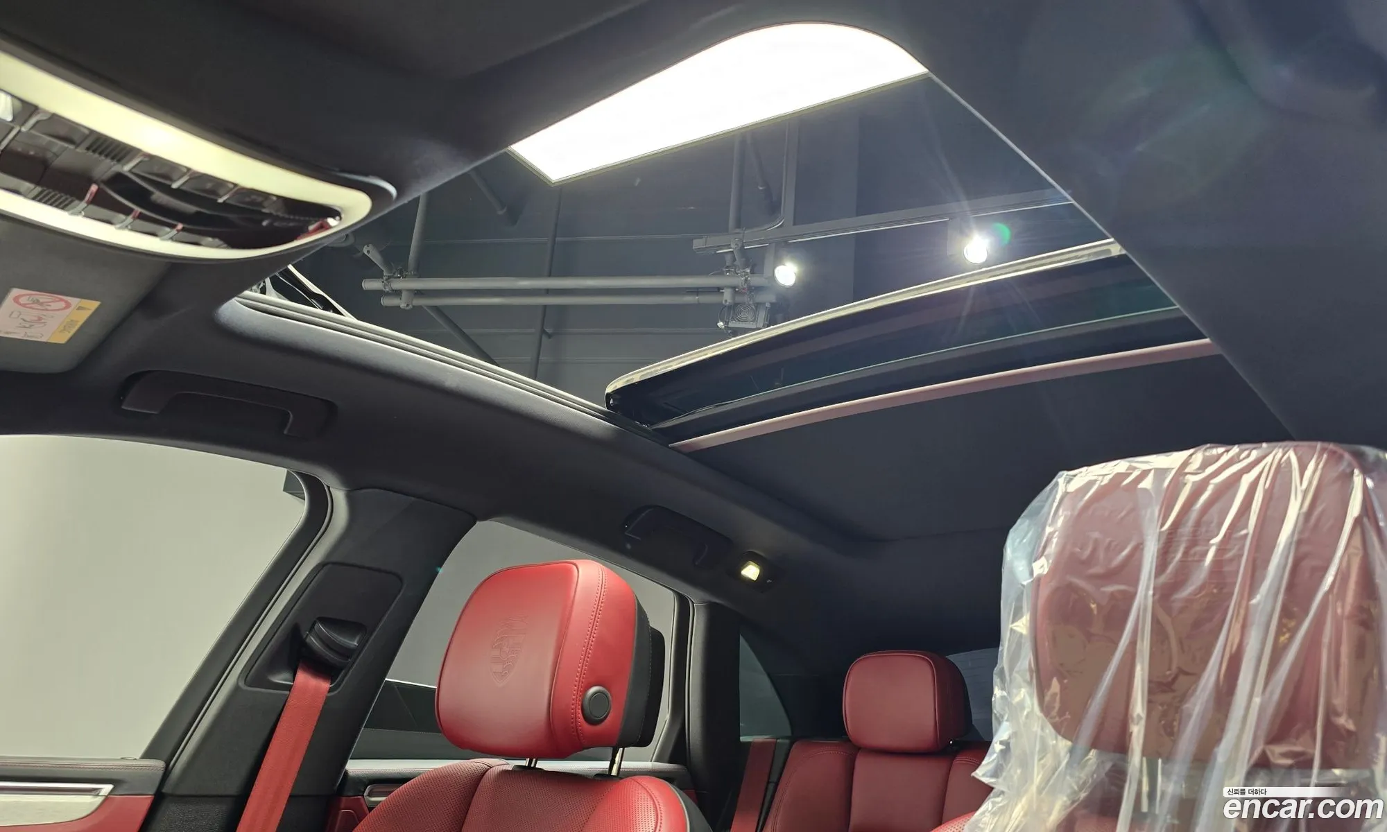 Porsche Macan 2022 WP1AG2958PLB50777 — 18