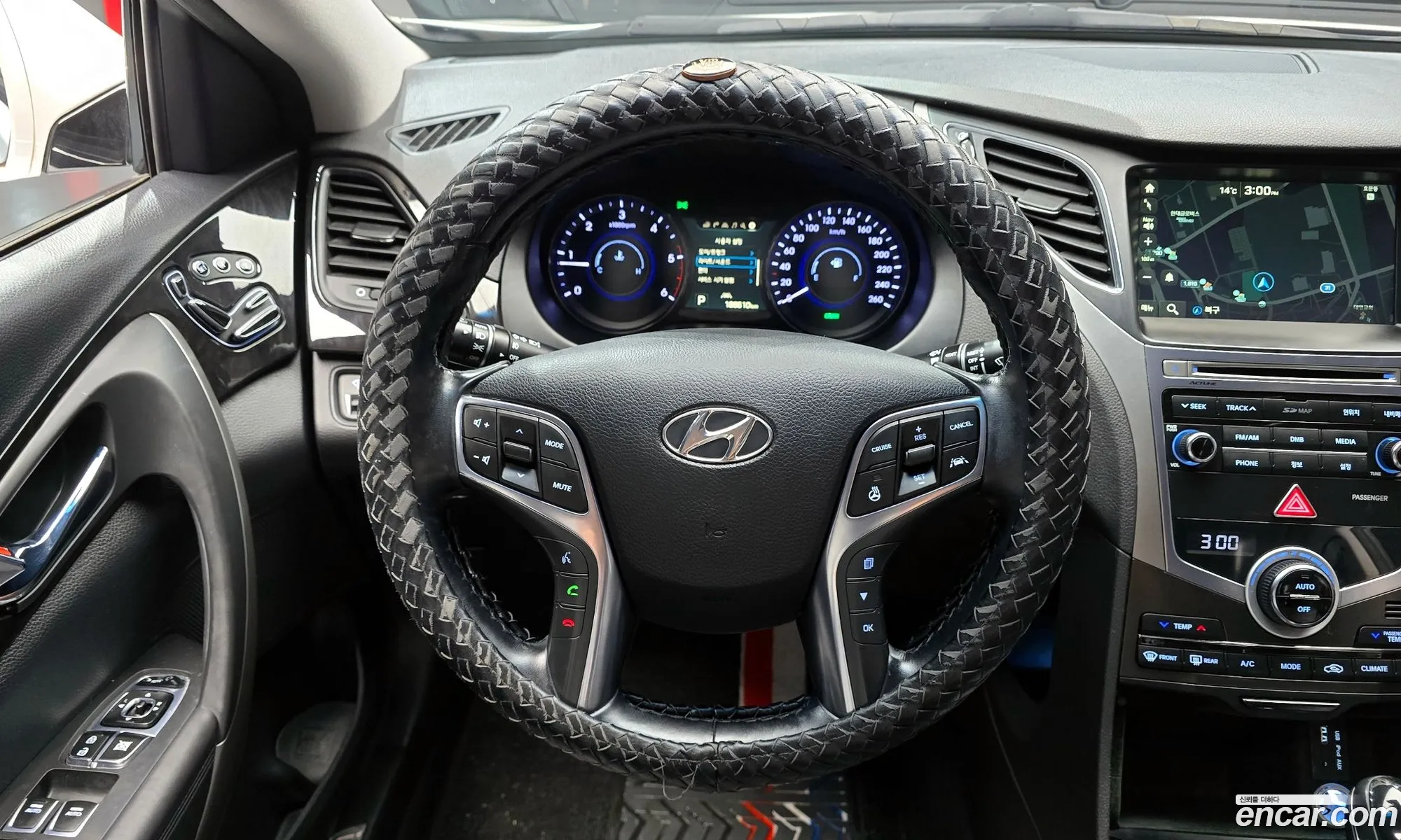 Hyundai Grandeur HG 2015 — 16