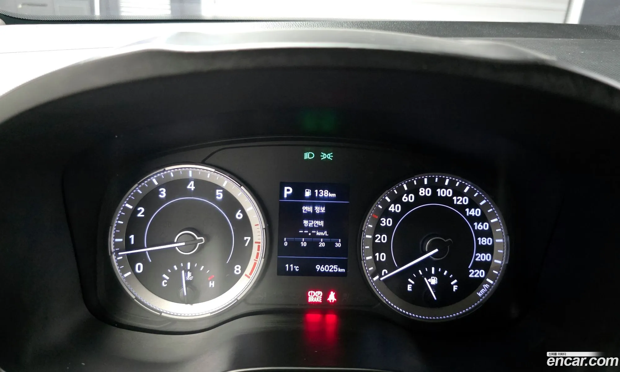 Hyundai Venue 2020 — 15