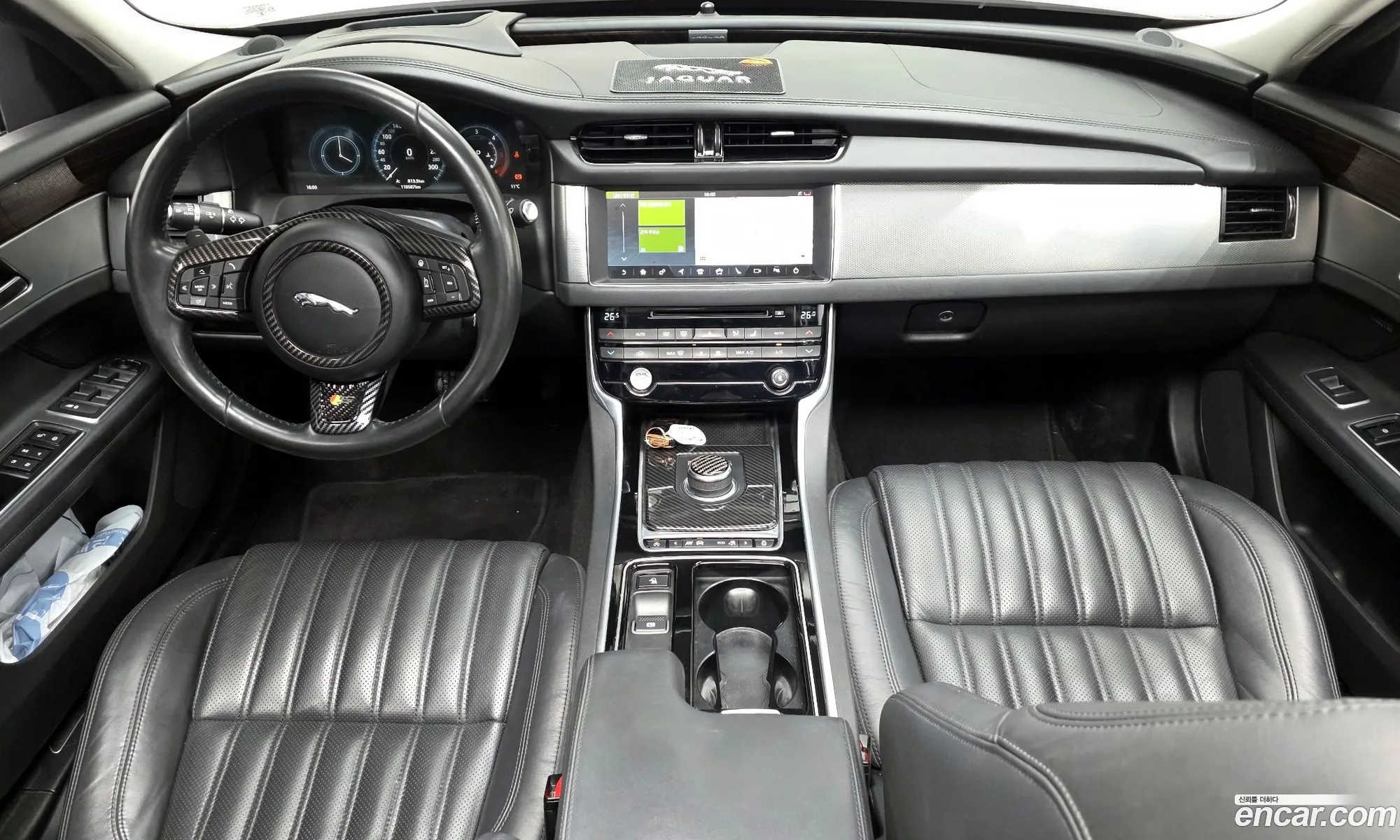 Jaguar XF 2017 SAJBB4BK6HCY26677 — 3