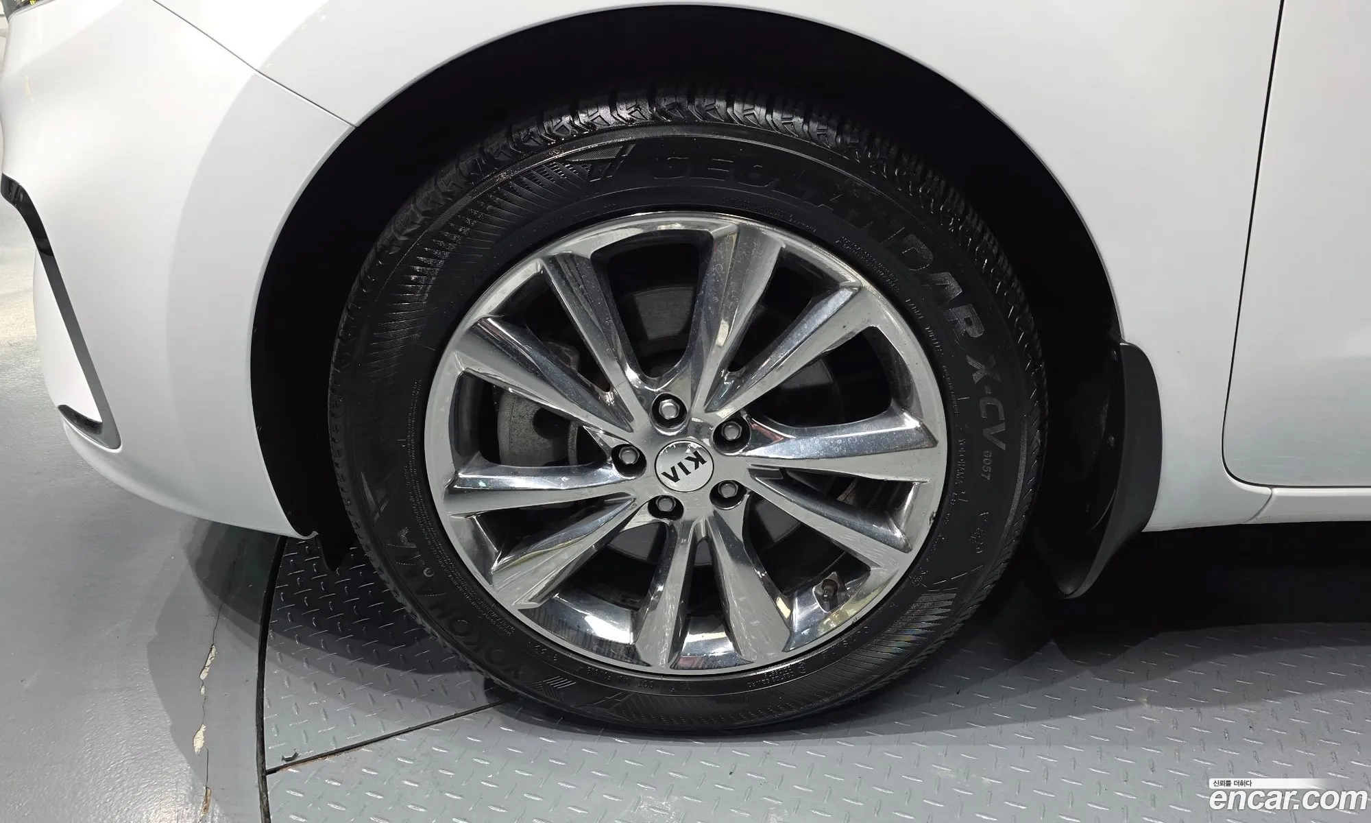 Kia Carnival 2019 KNAMB811BLS635071 — 15
