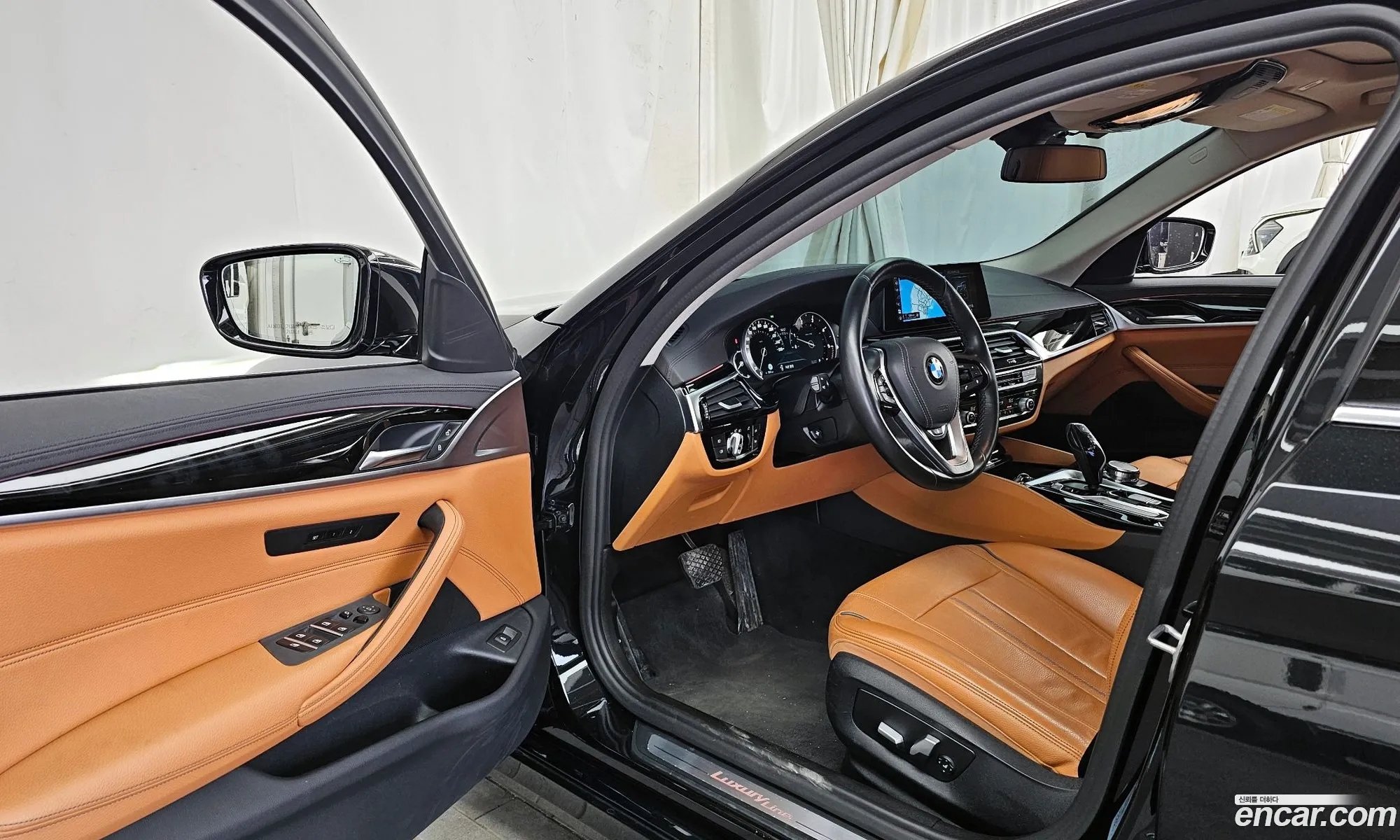 BMW 5 Series 2018 — 17
