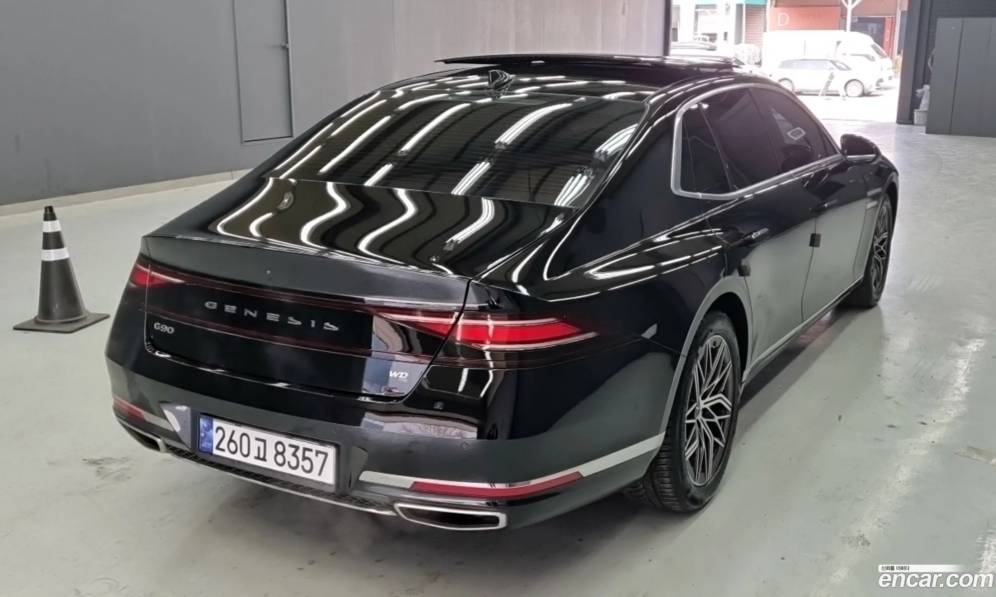 Genesis G90 2023 — 14