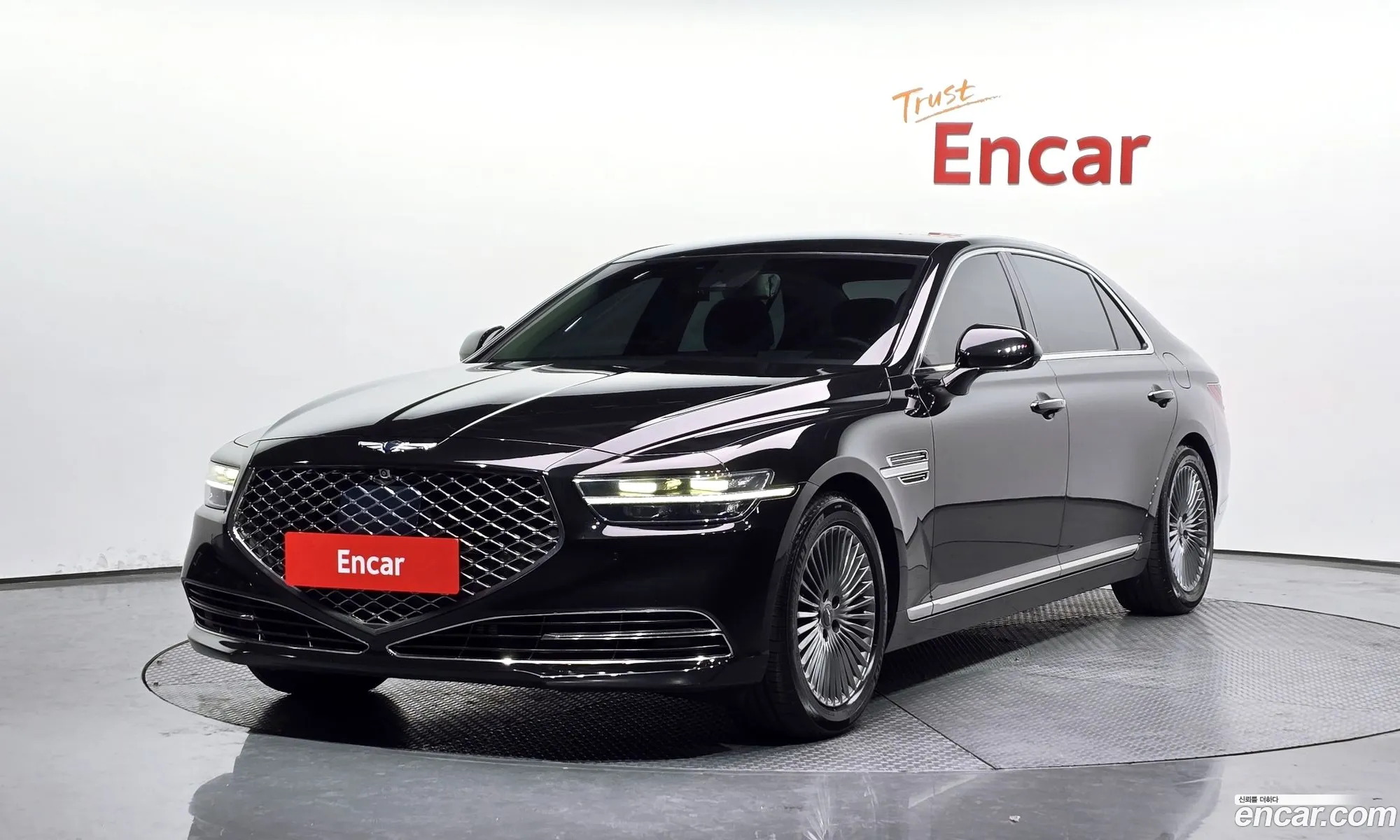 Genesis G90 2018 — 17