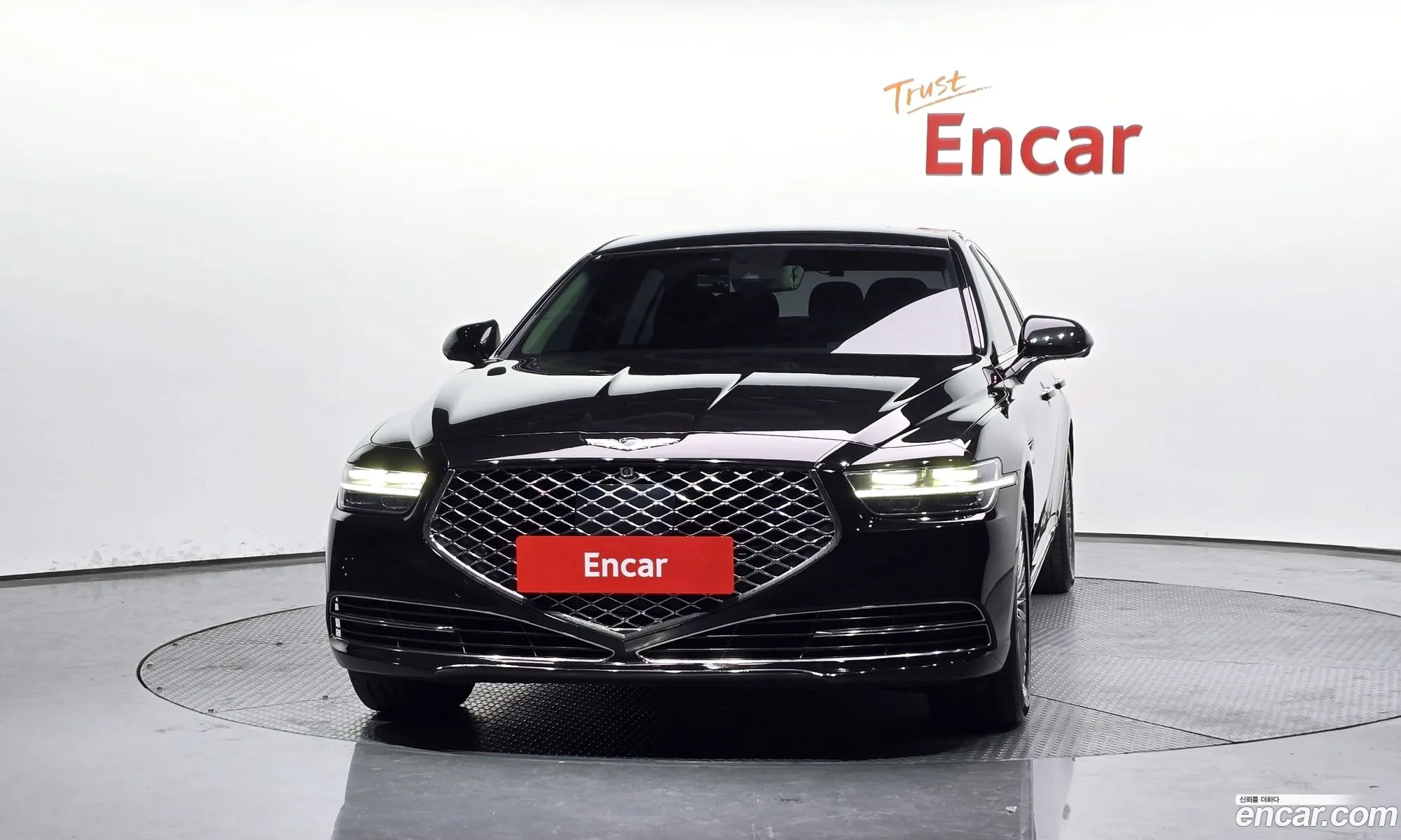 Genesis G90 2018 — 2