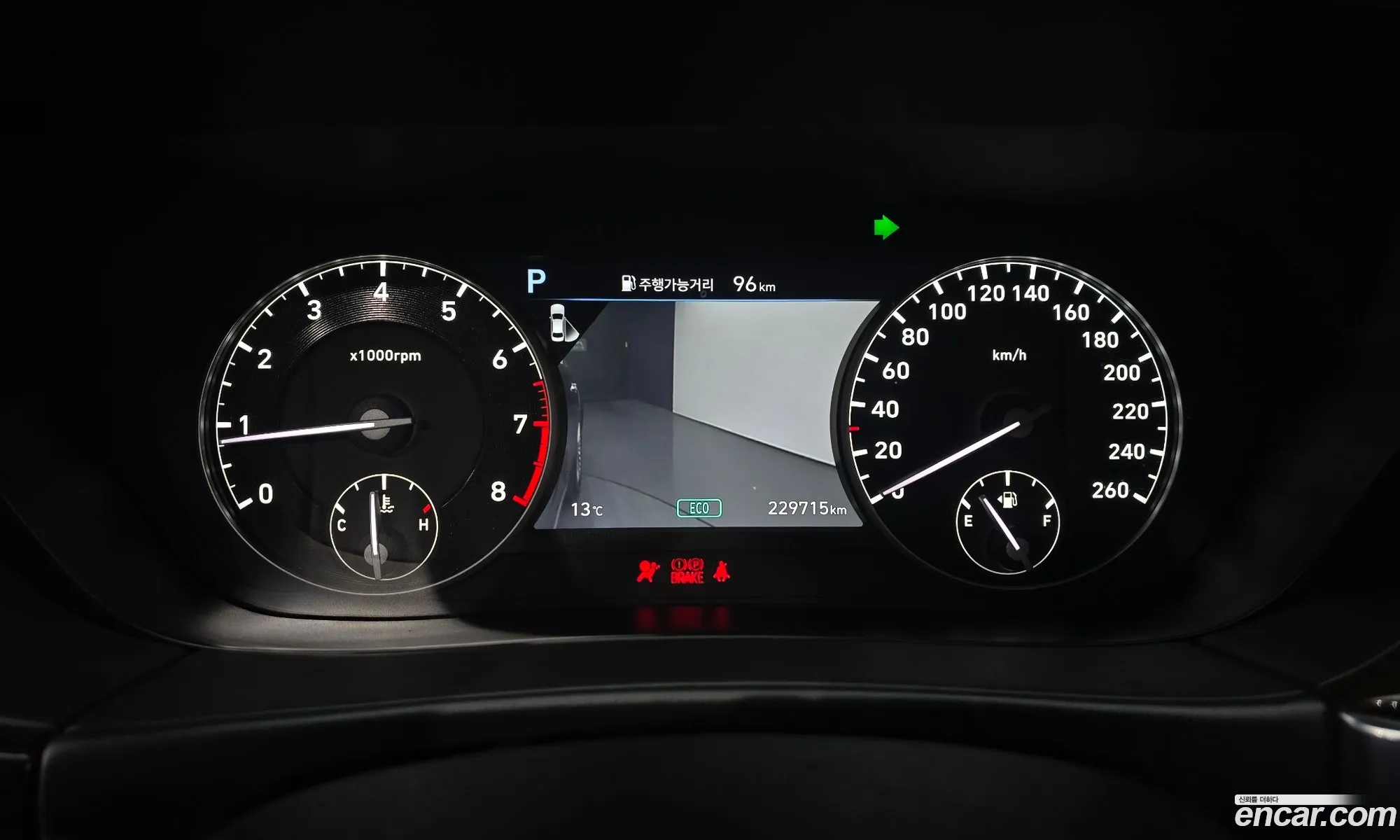 Genesis G90 2018 — 13