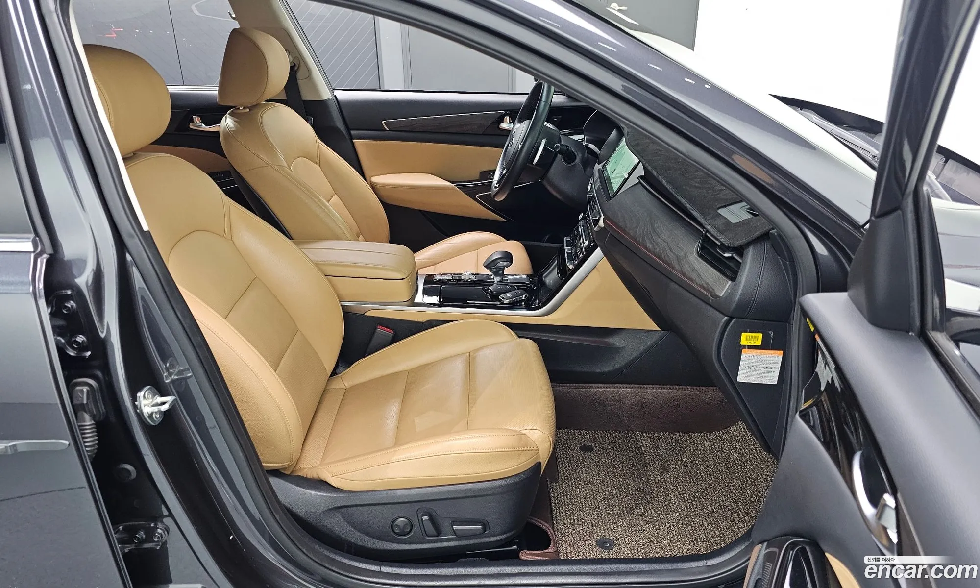Kia K7 Premier Hybrid 2019 — 14