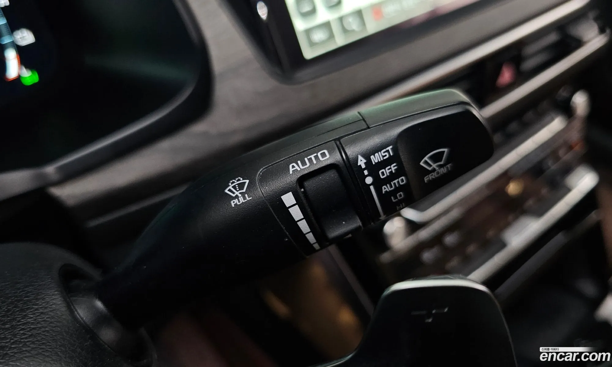 Kia K7 Premier Hybrid 2019 — 10