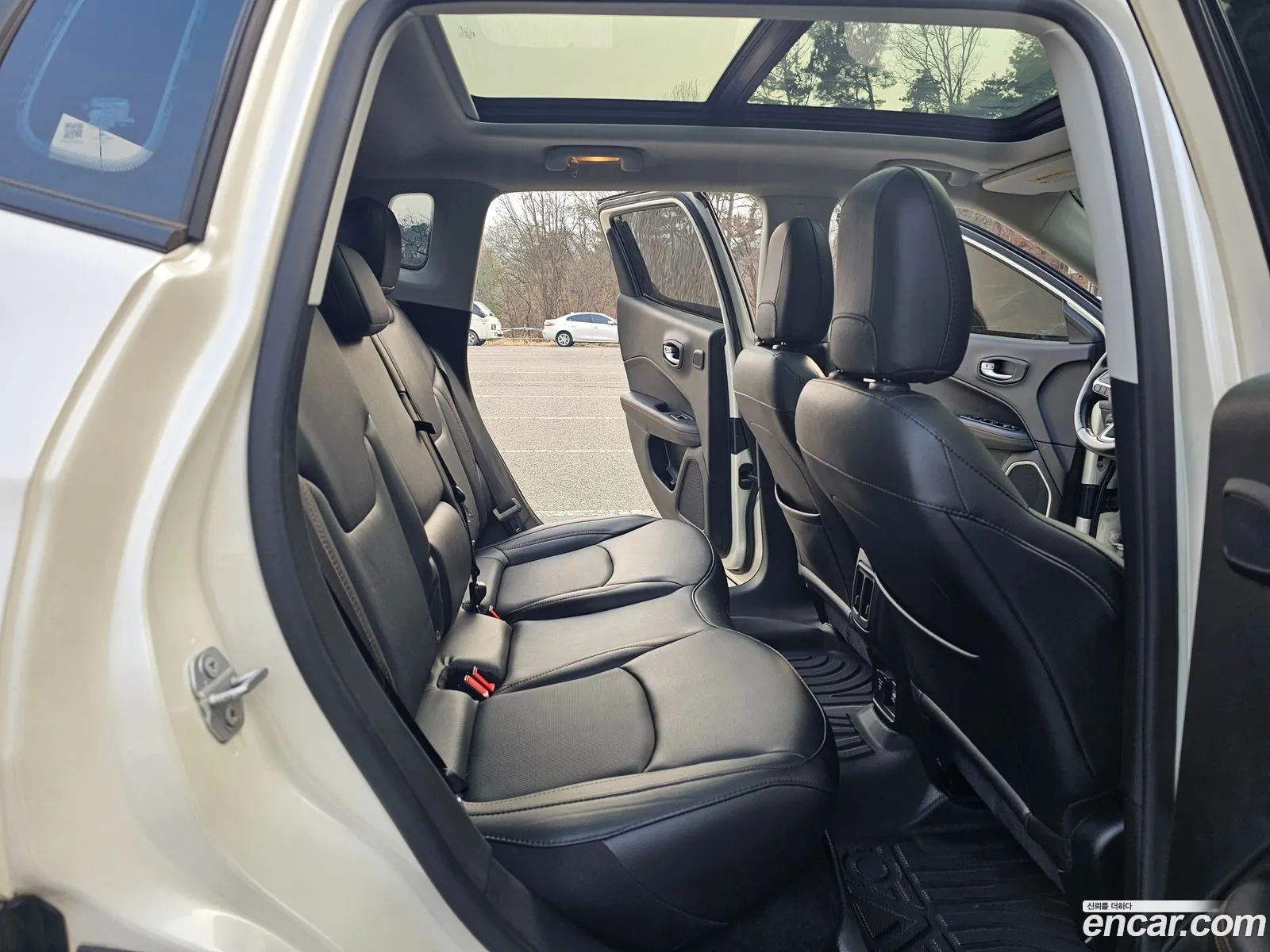 Jeep Compass 2019 — 16