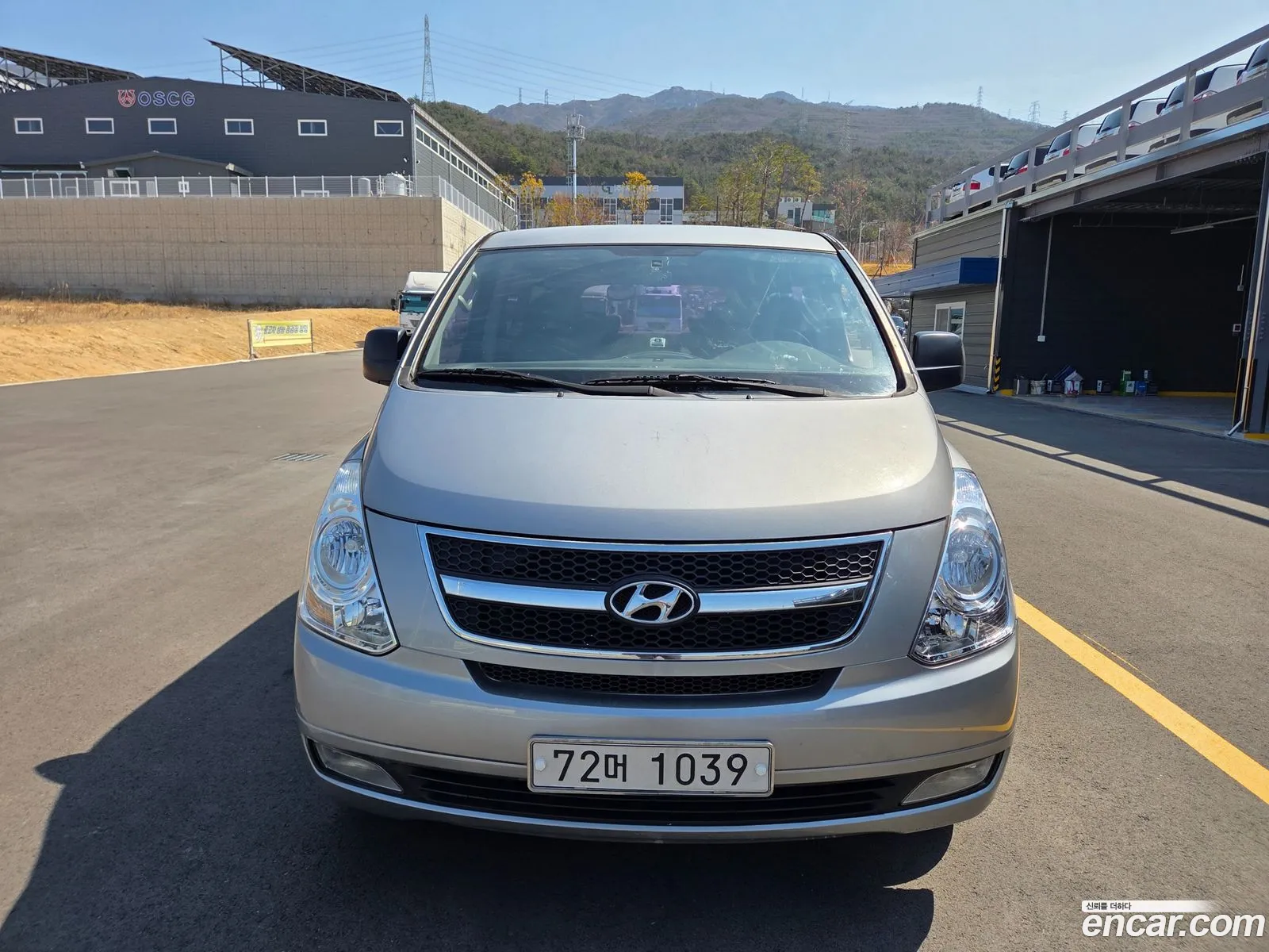 Hyundai Grand Starex 2011 — 19