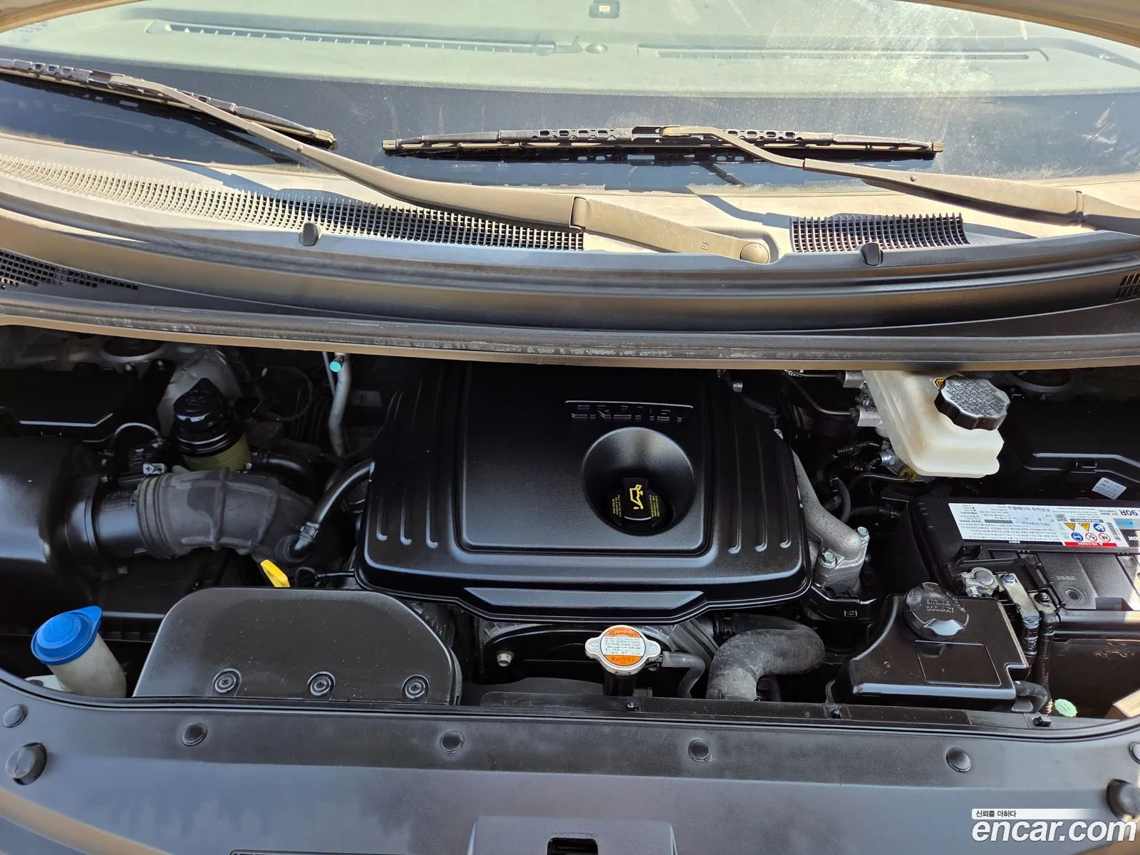 Hyundai Grand Starex 2011 — 16