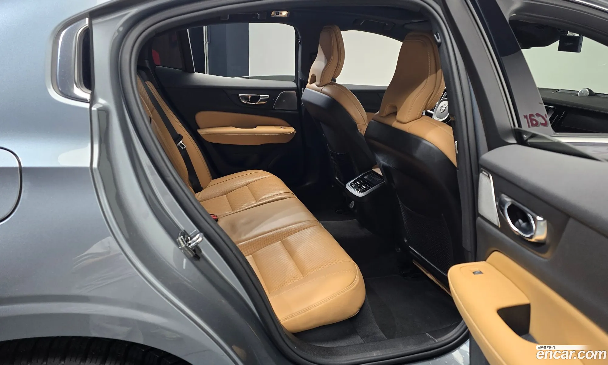 Volvo S60 2020 — 4