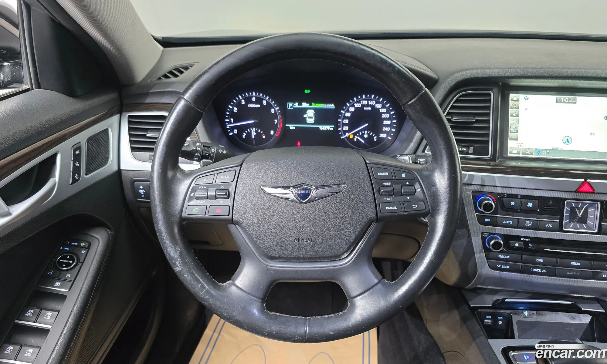 Genesis G80 2016 KMHGL41DBHU180786 — 9