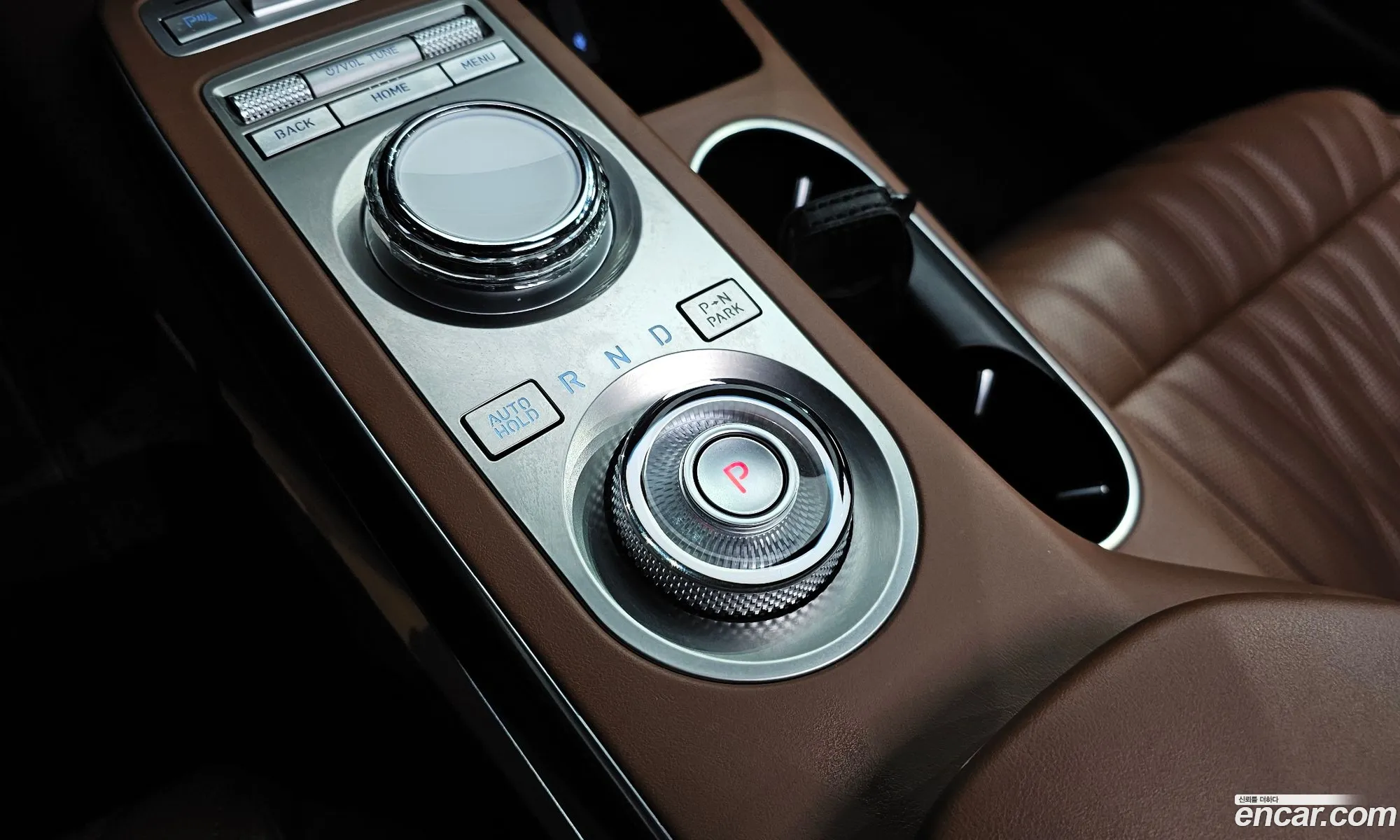 Genesis GV70 2022 — 13