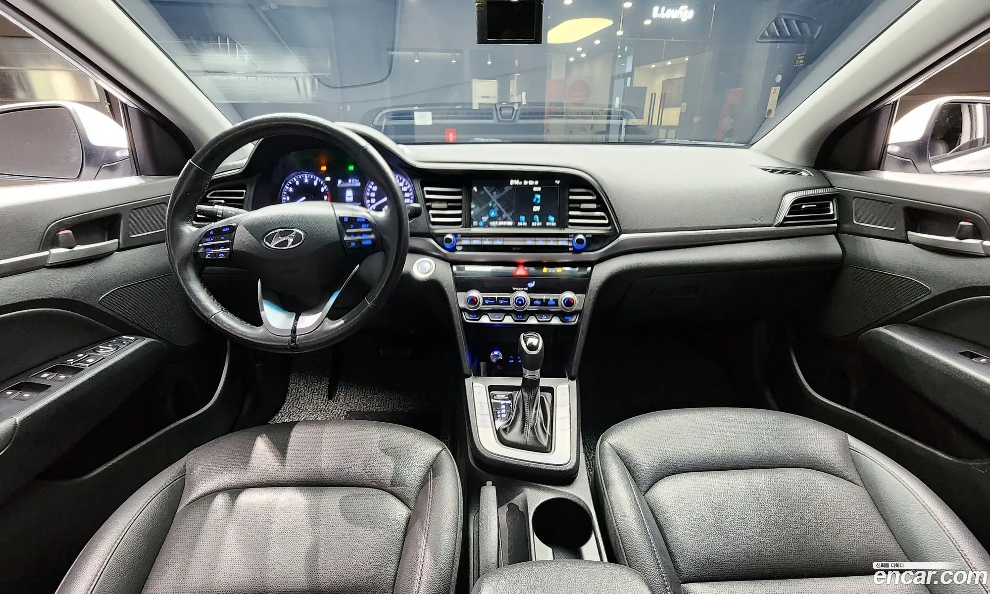 Hyundai Elantra AD 2019 — 19