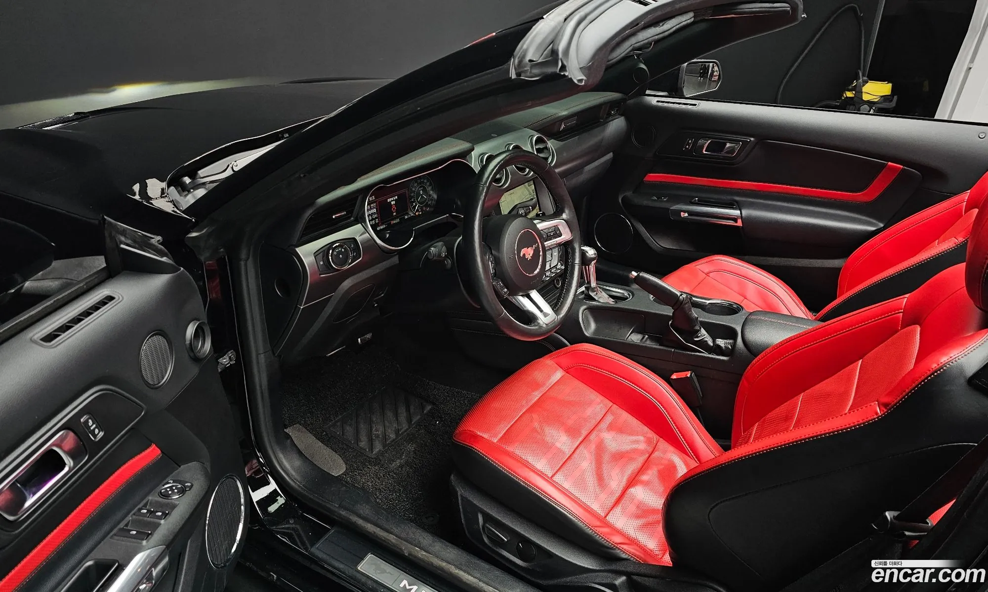 Ford Mustang 2021 — 3