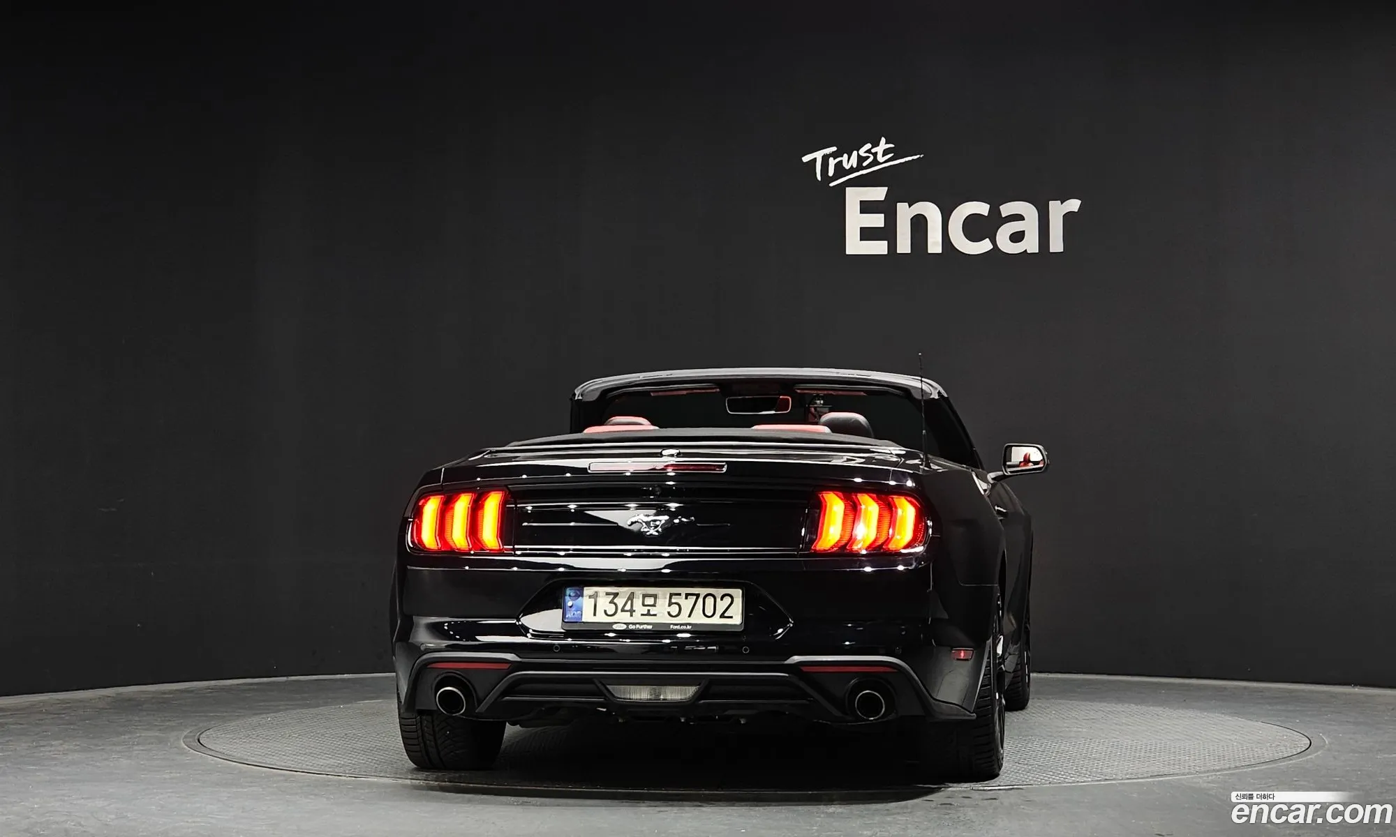 Ford Mustang 2021 — 18