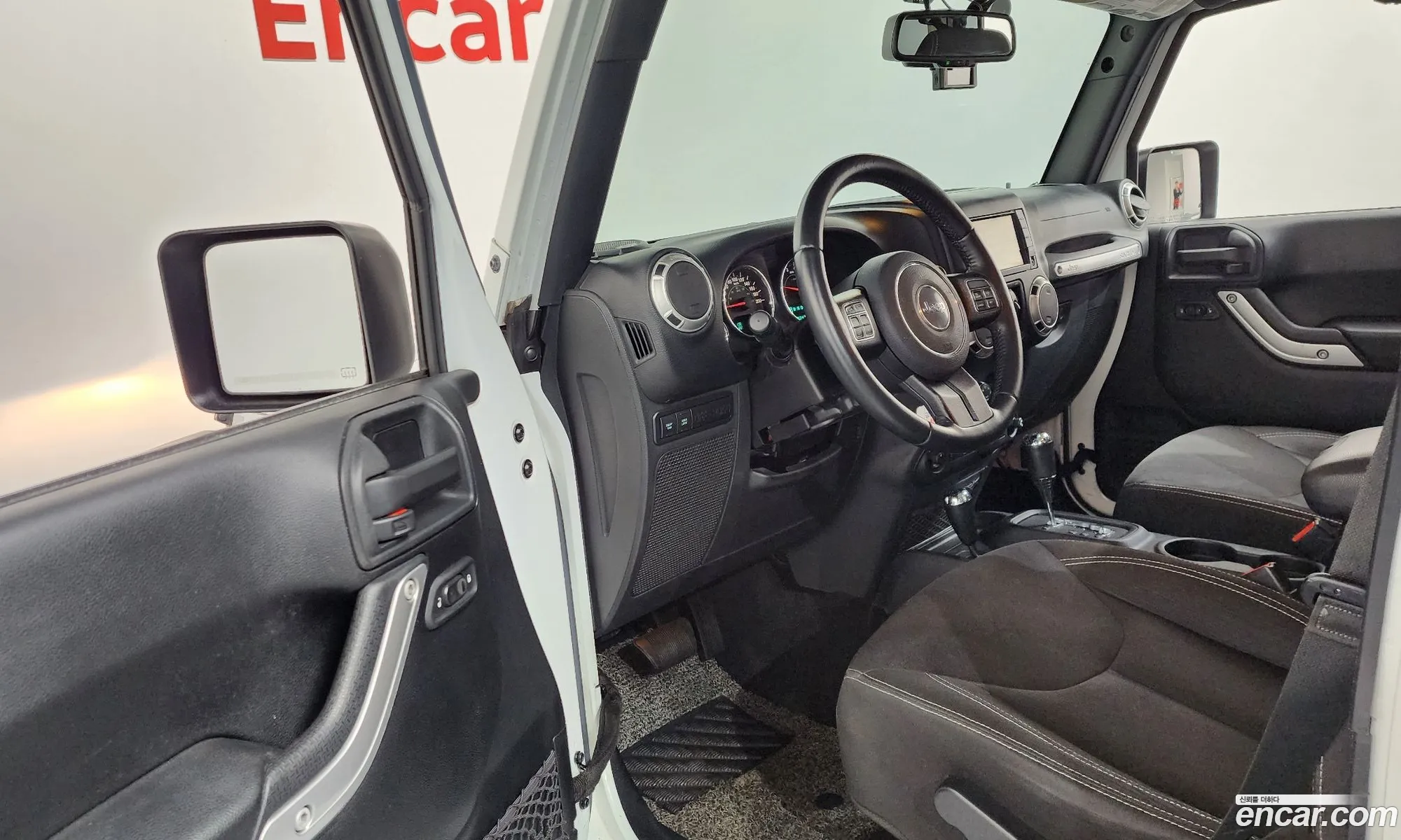 Jeep Wrangler 2016 1C4HJWFG0GL237653 — 12