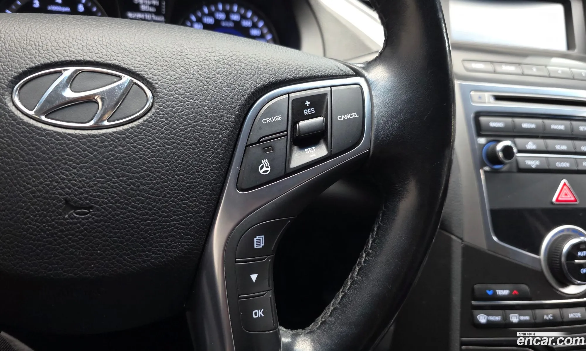 Hyundai Grandeur HG 2015 — 4