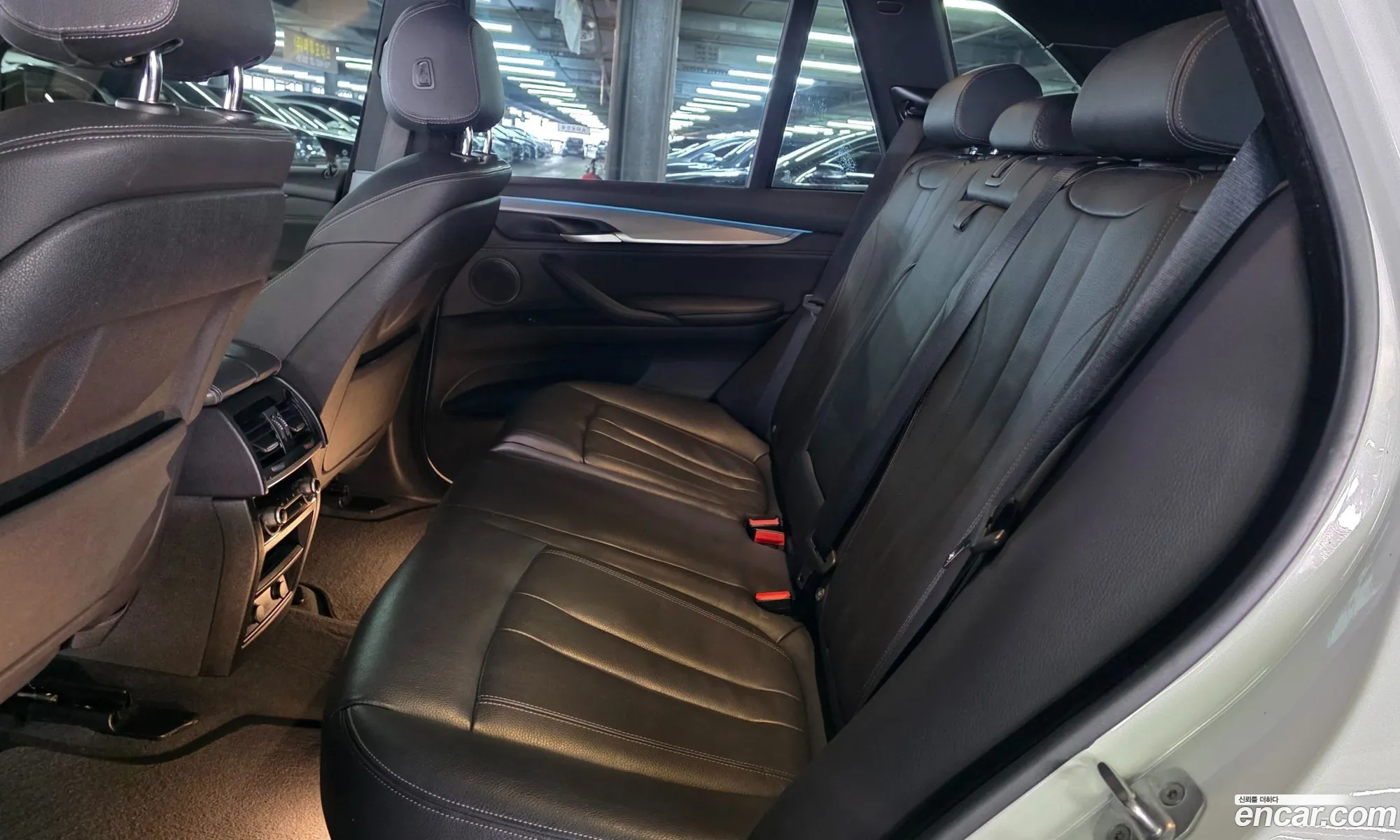 BMW X5 2018 — 11
