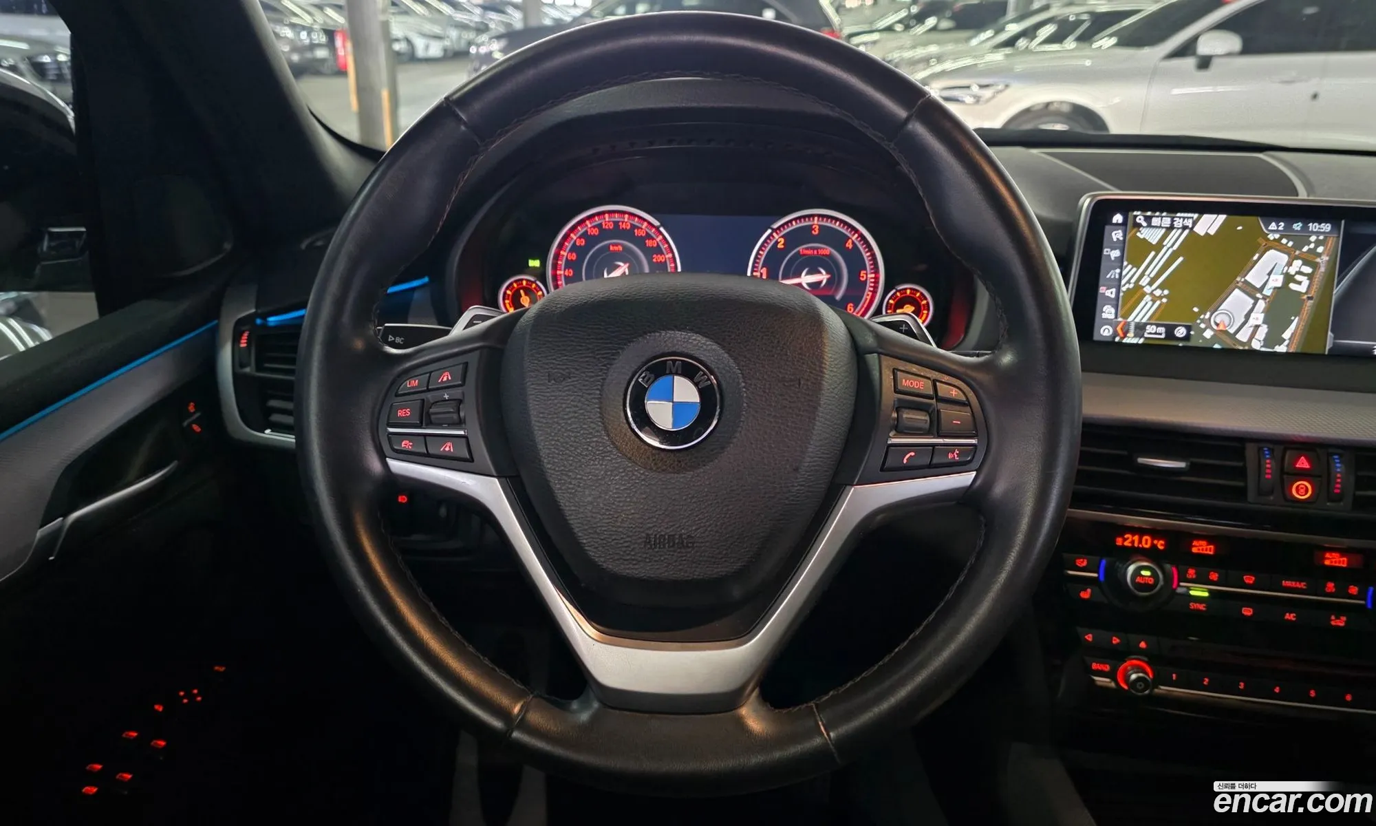 BMW X5 2018 — 8