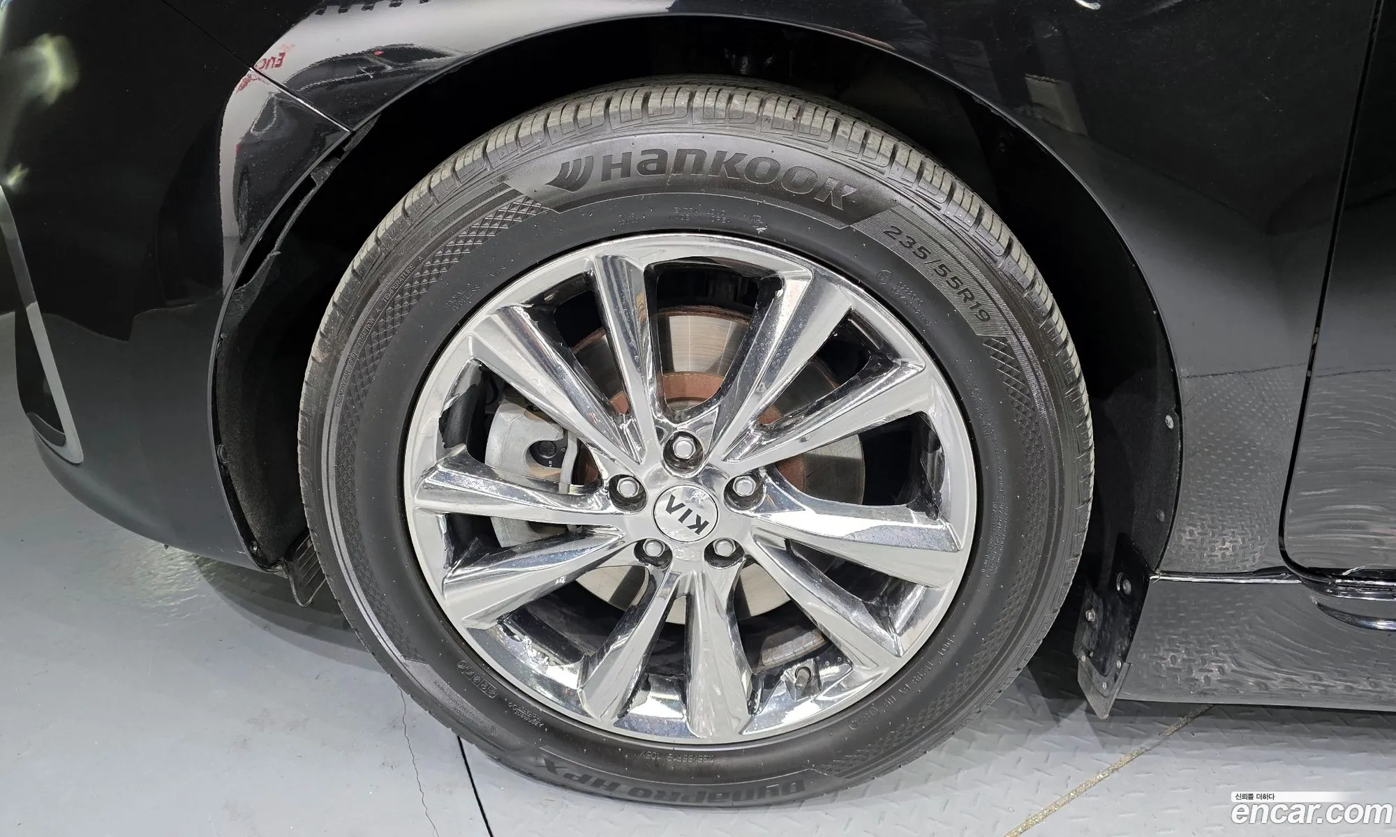 Kia Carnival 2019 KNAME81ABKS536632 — 19