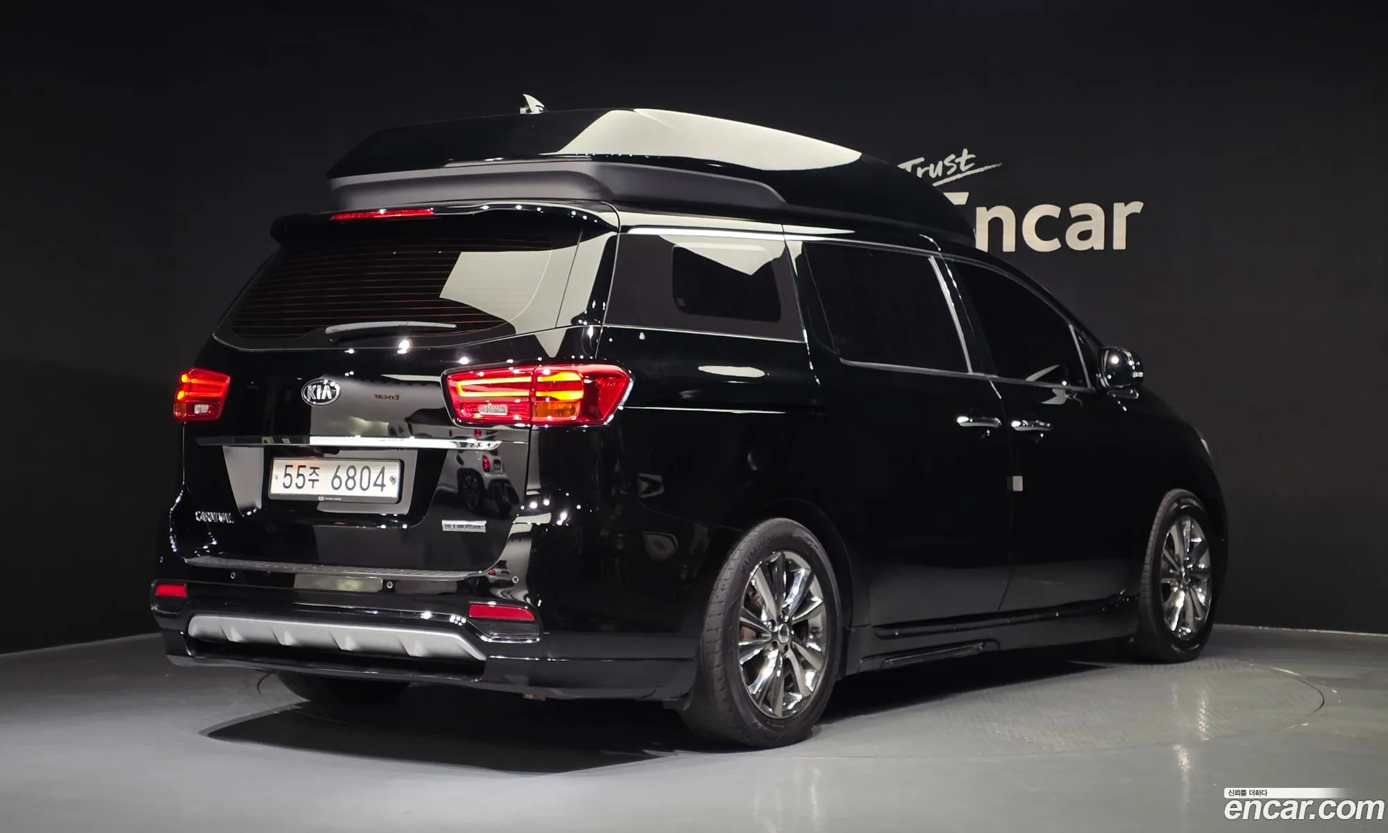 Kia Carnival 2019 KNAME81ABKS536632 — 3