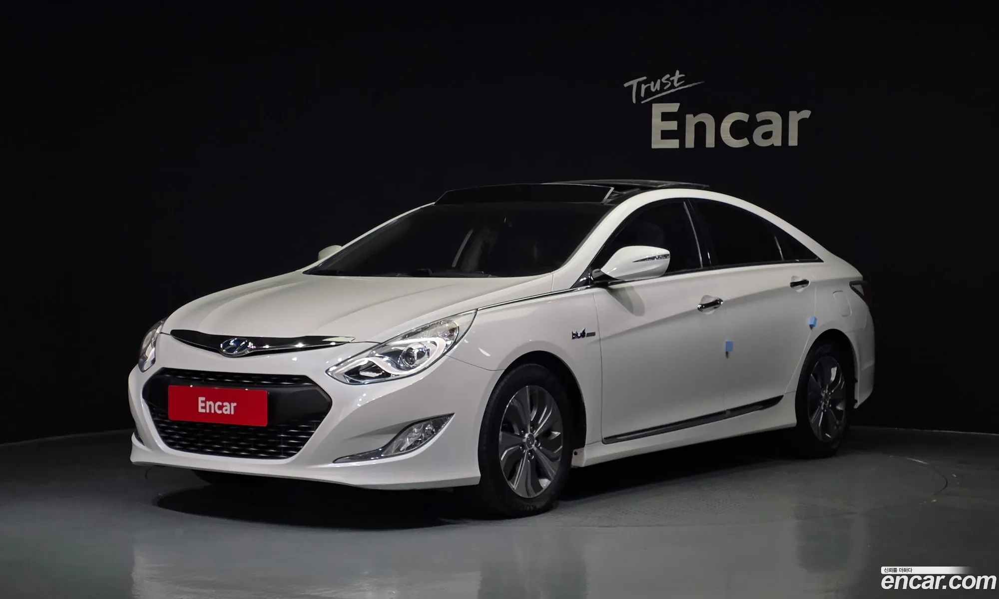 Hyundai Sonata Hybrid 2013 — 2
