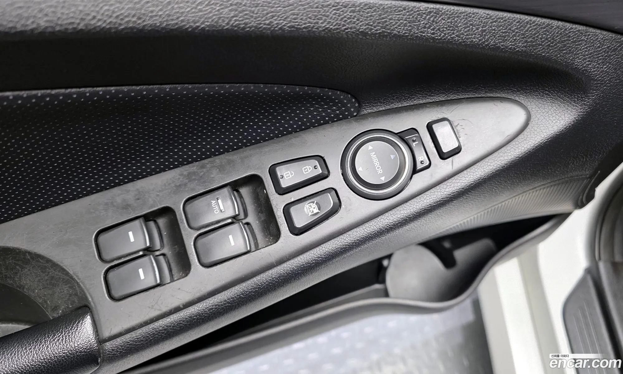 Hyundai Sonata Hybrid 2013 — 13
