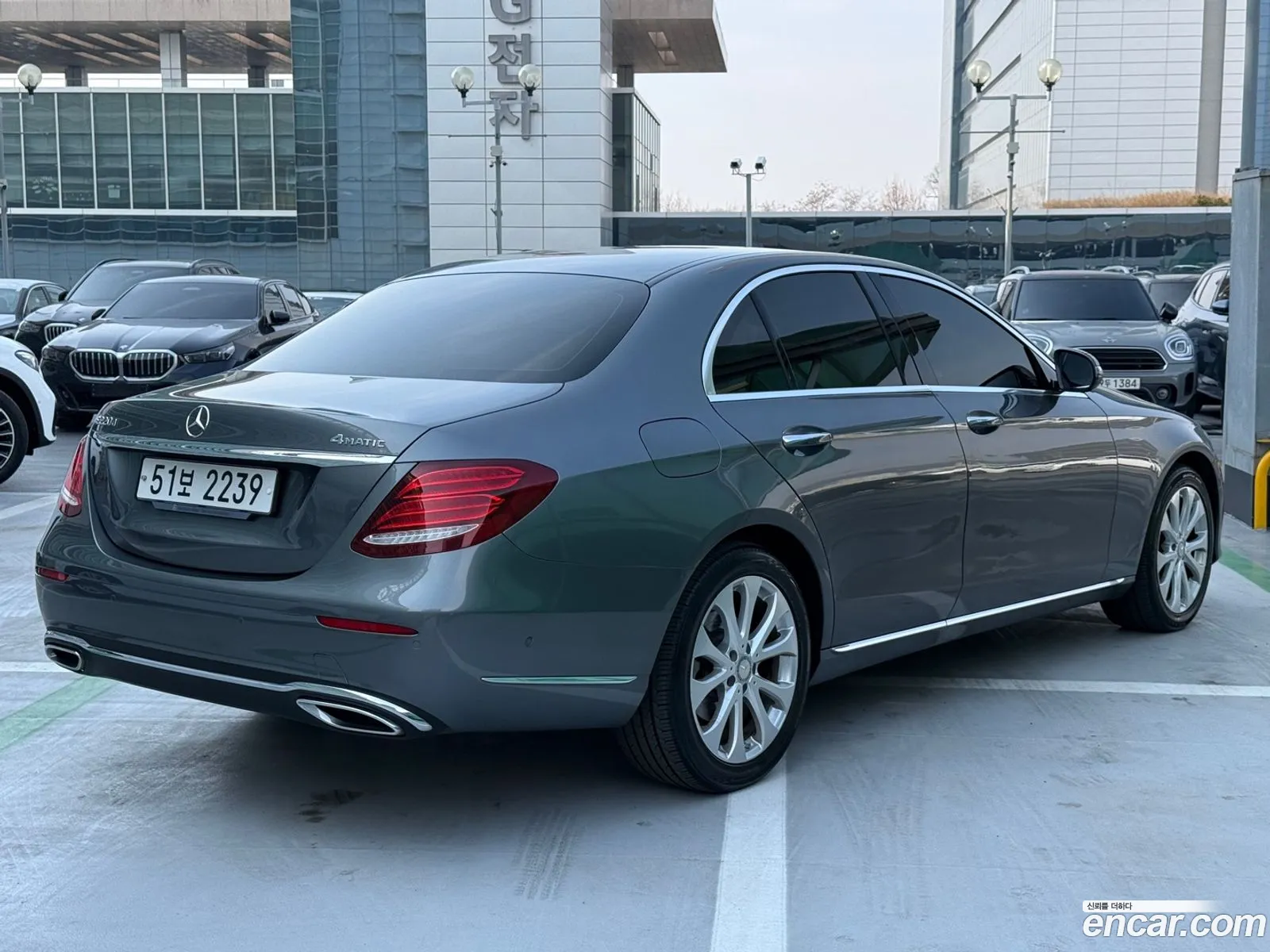 Mercedes-Benz E-Class W213 2017 — 14